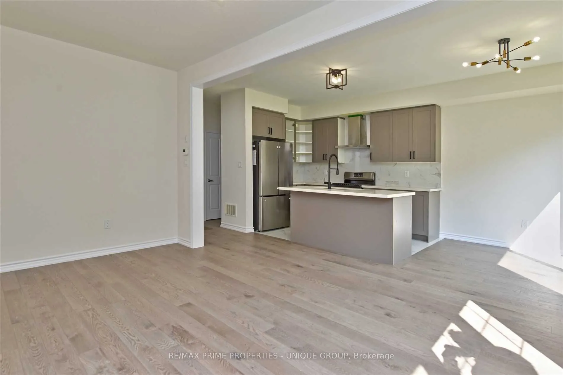 25 Swordfish Drive