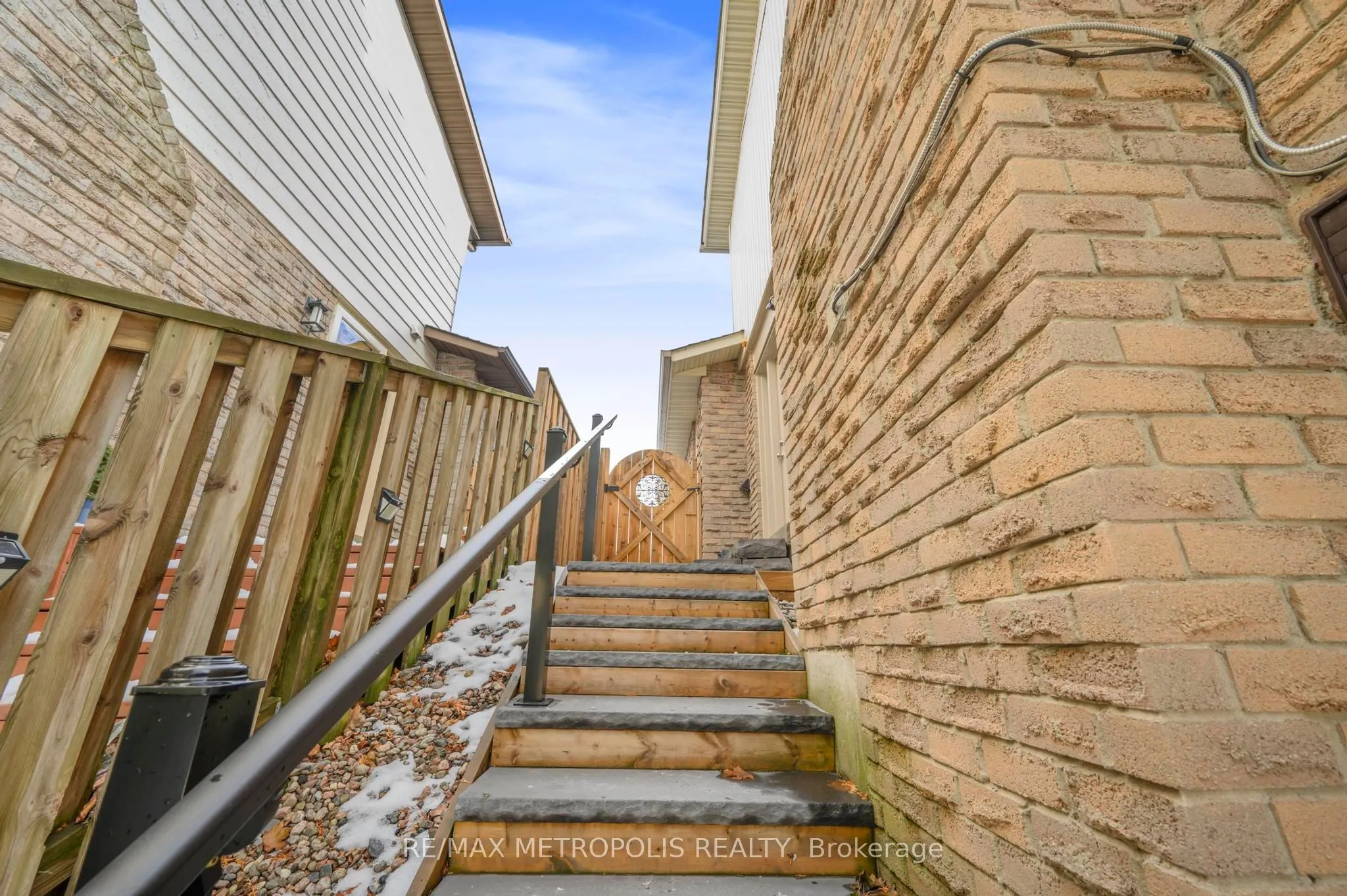 57 Calder Crescent, #Main