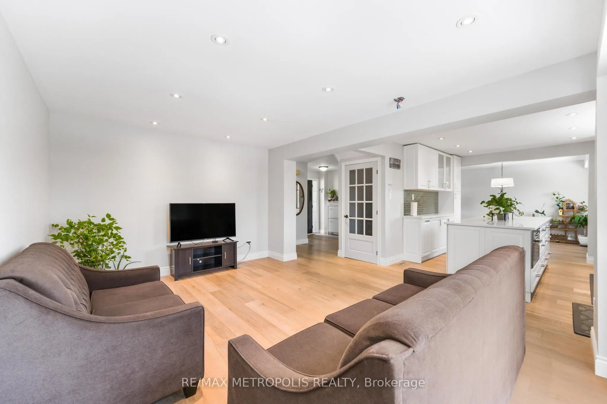 57 Calder Crescent, #Main