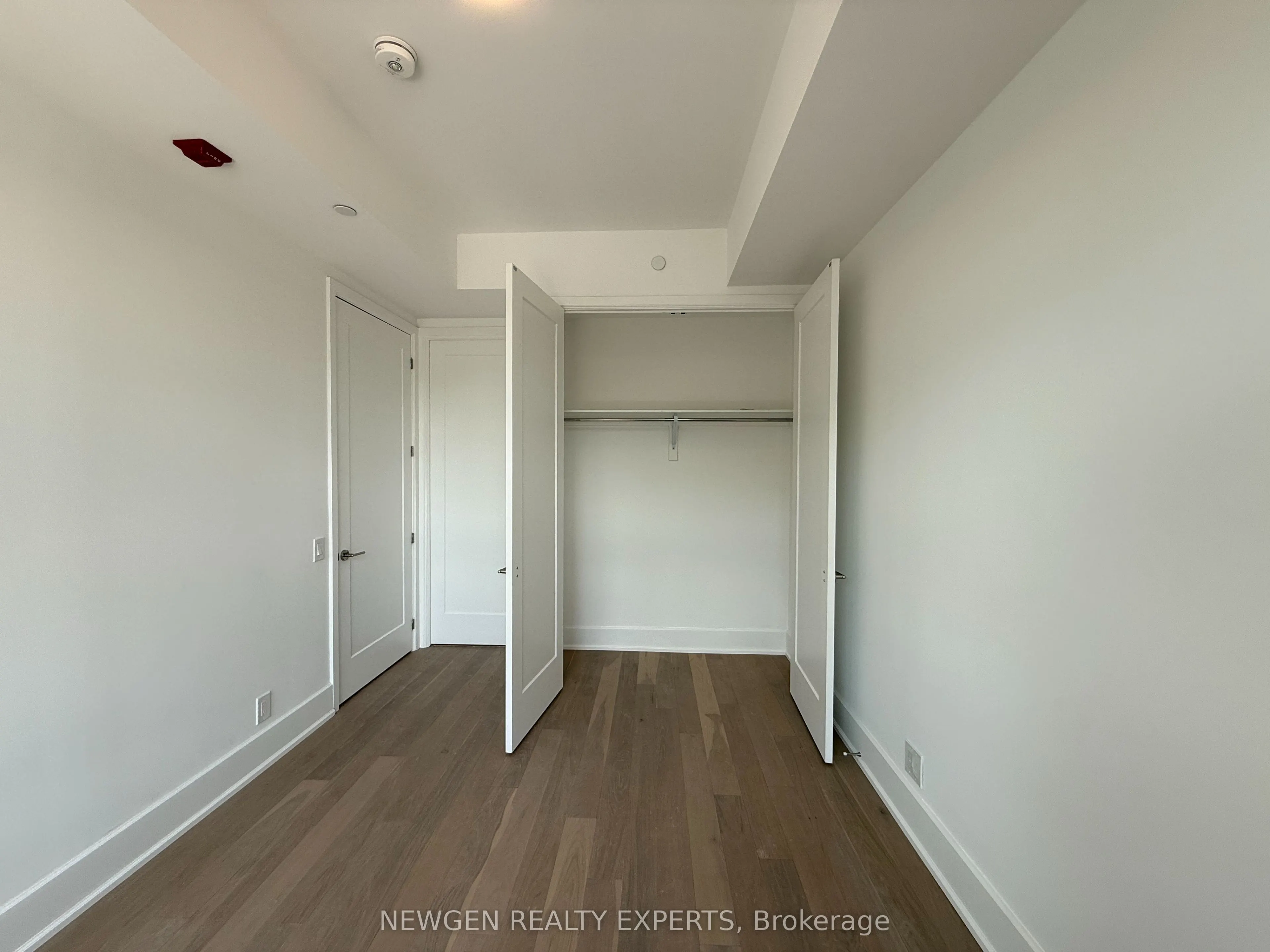 800 Broadview Avenue #404