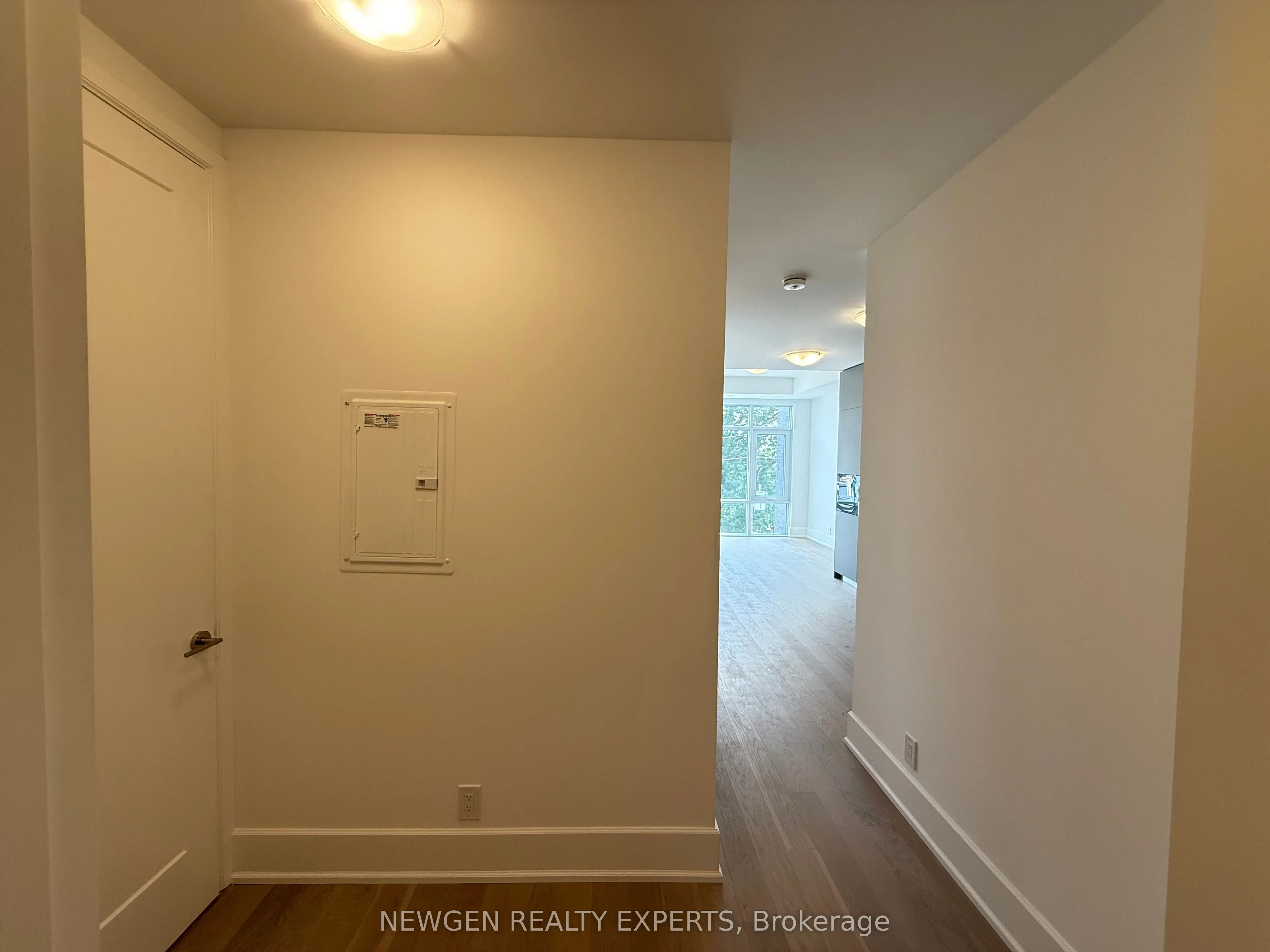800 Broadview Avenue #404
