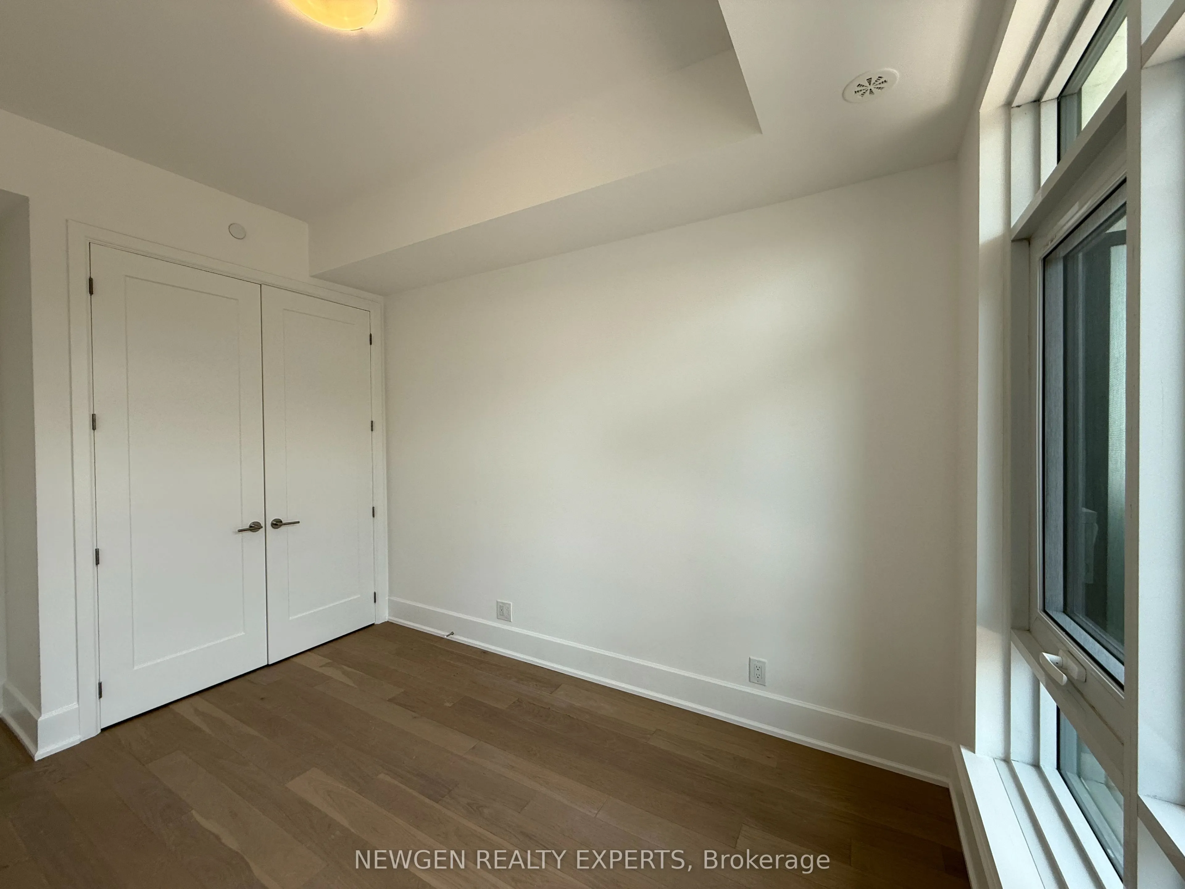 800 Broadview Avenue #404