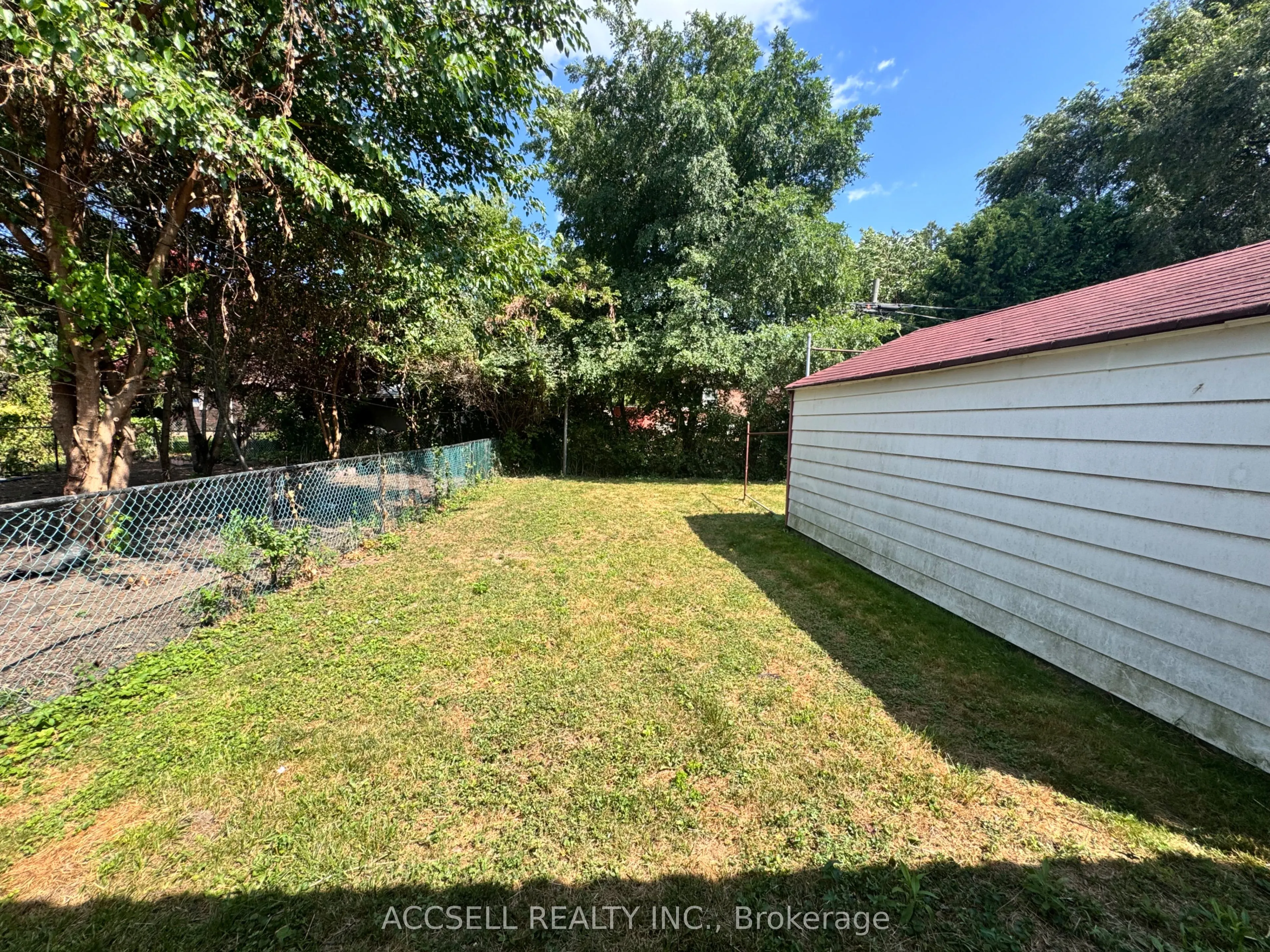 493 Dawes Road
