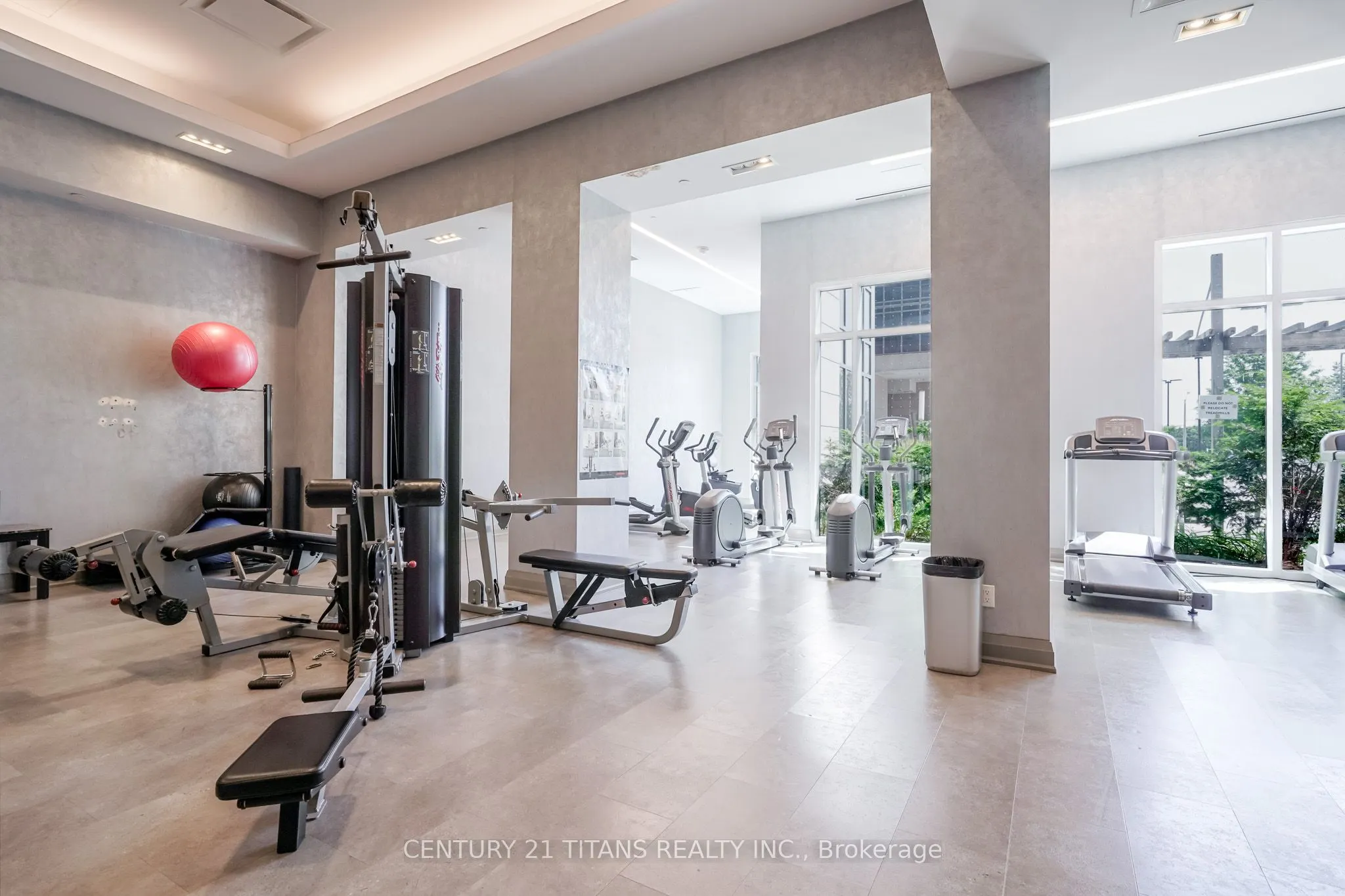 30 Meadowglen Place, #203
