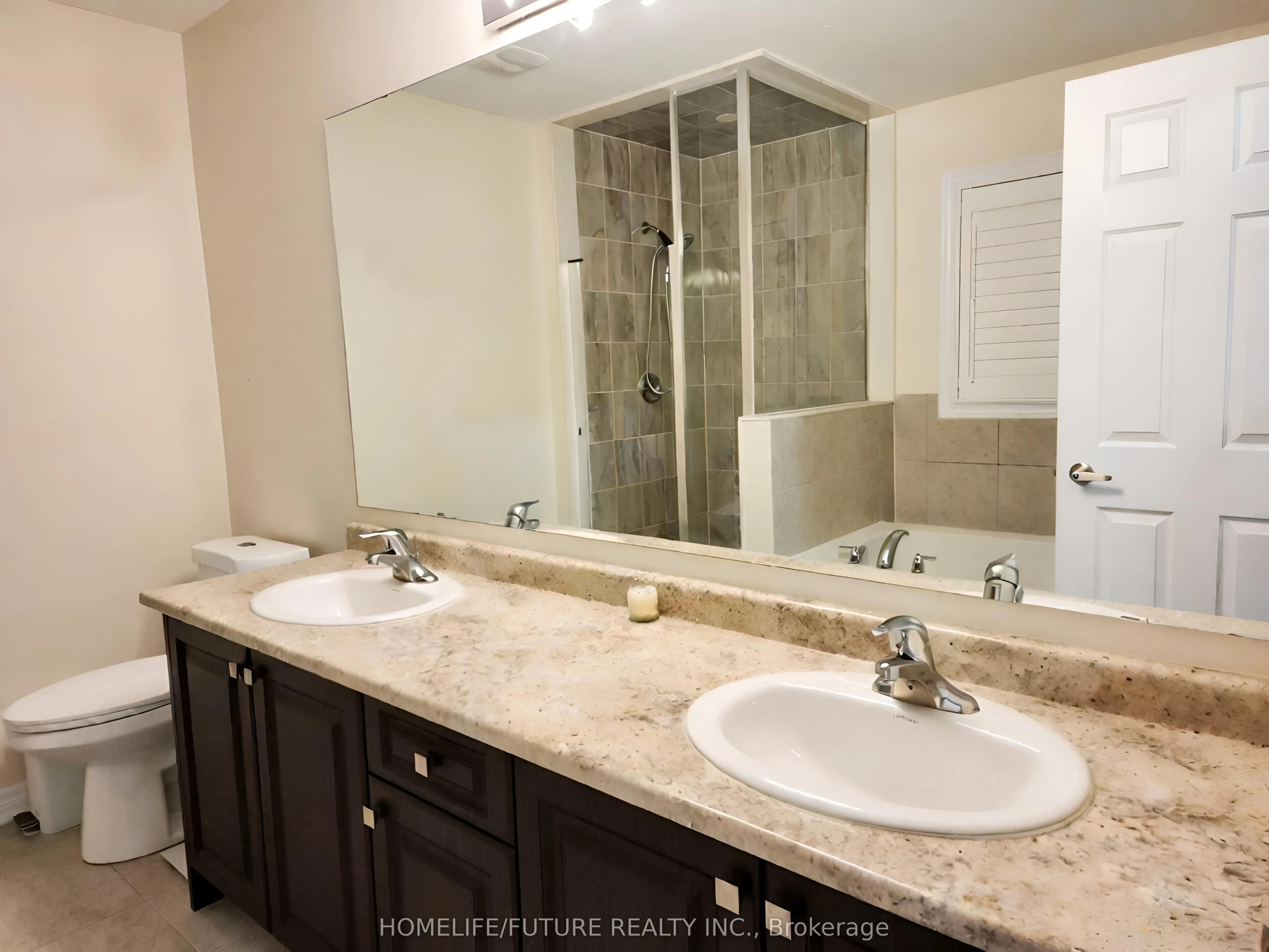 2426 Hibiscus Drive