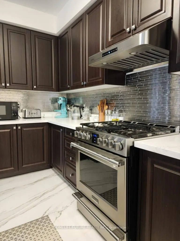 2426 Hibiscus Drive