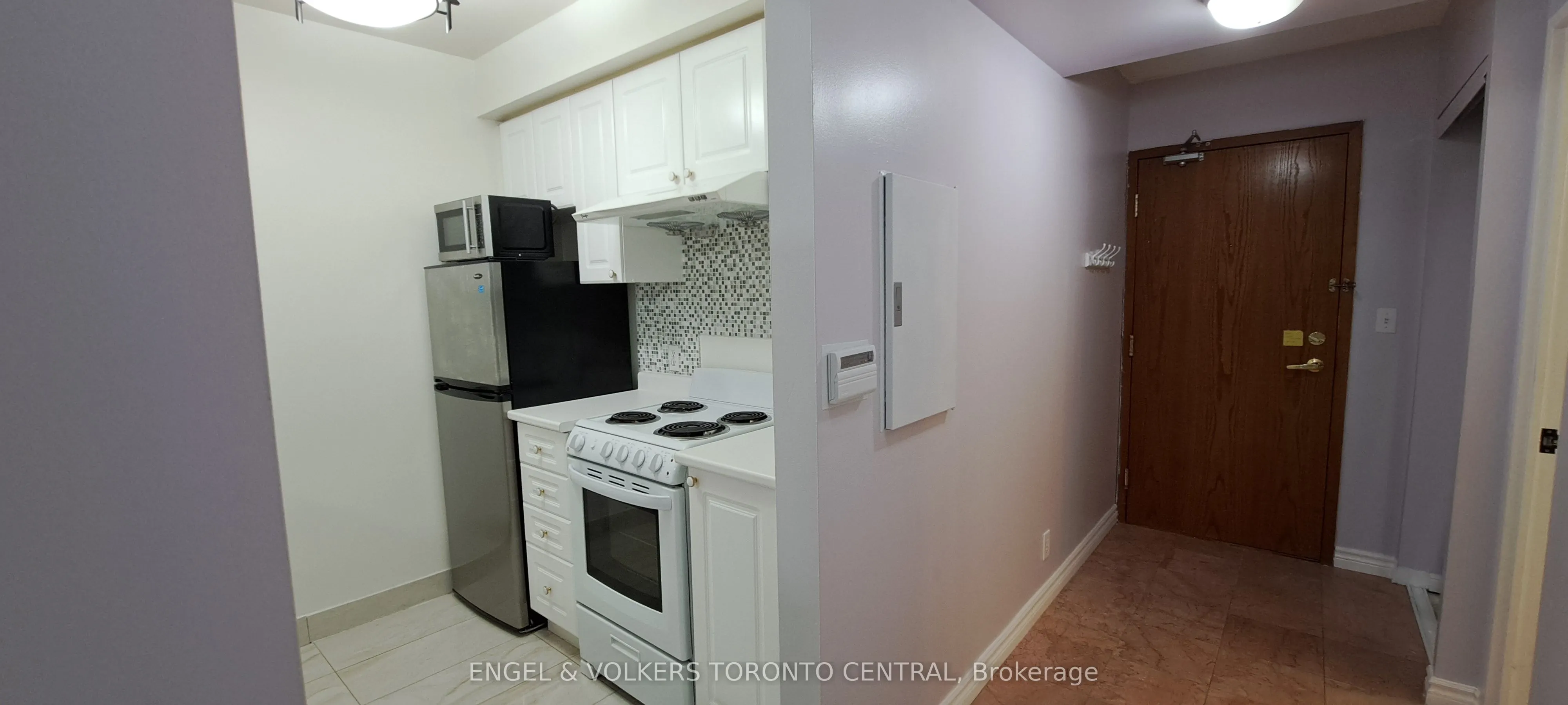 1 Lee Centre Drive, #715