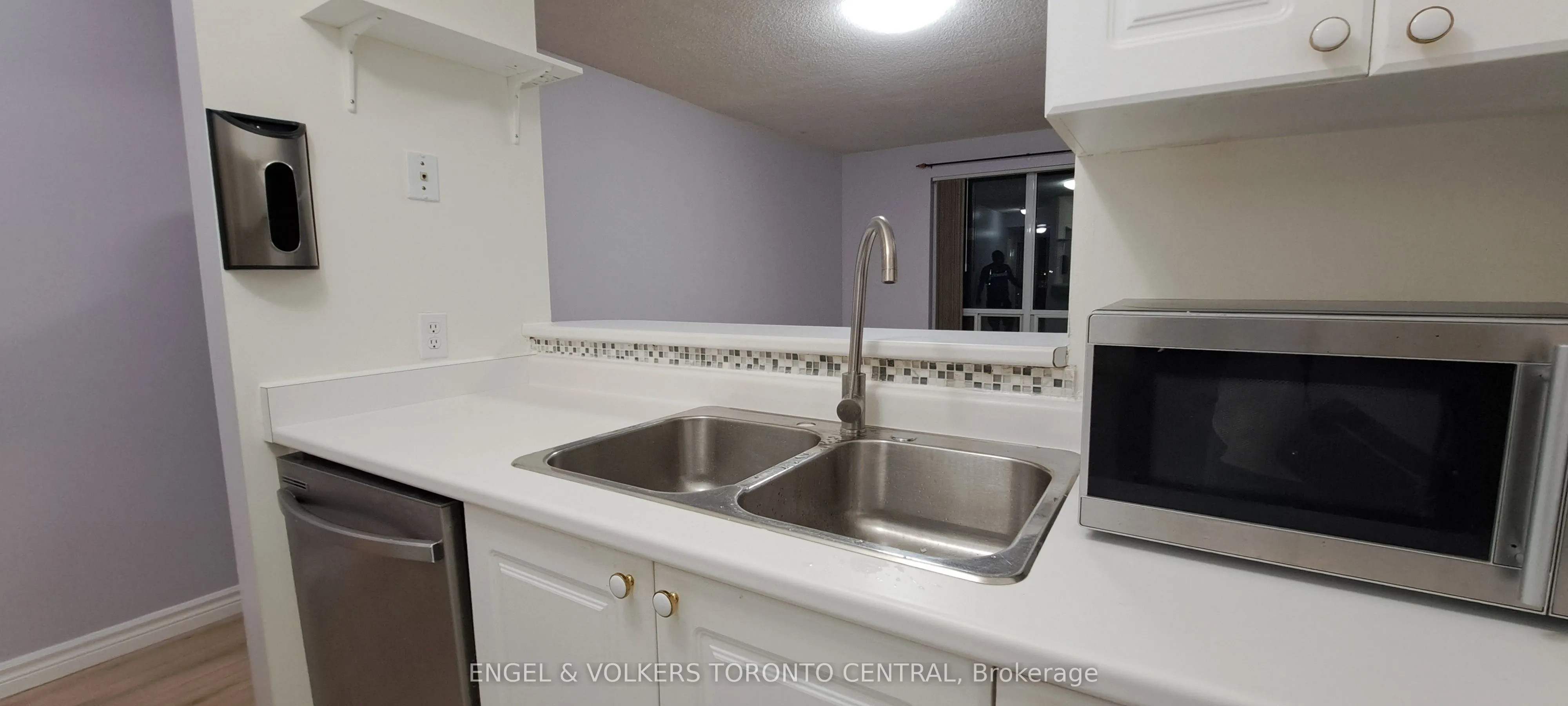 1 Lee Centre Drive, #715