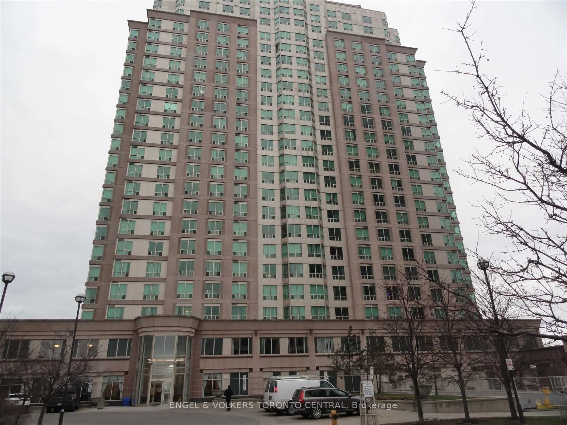 1 Lee Centre Drive, #715