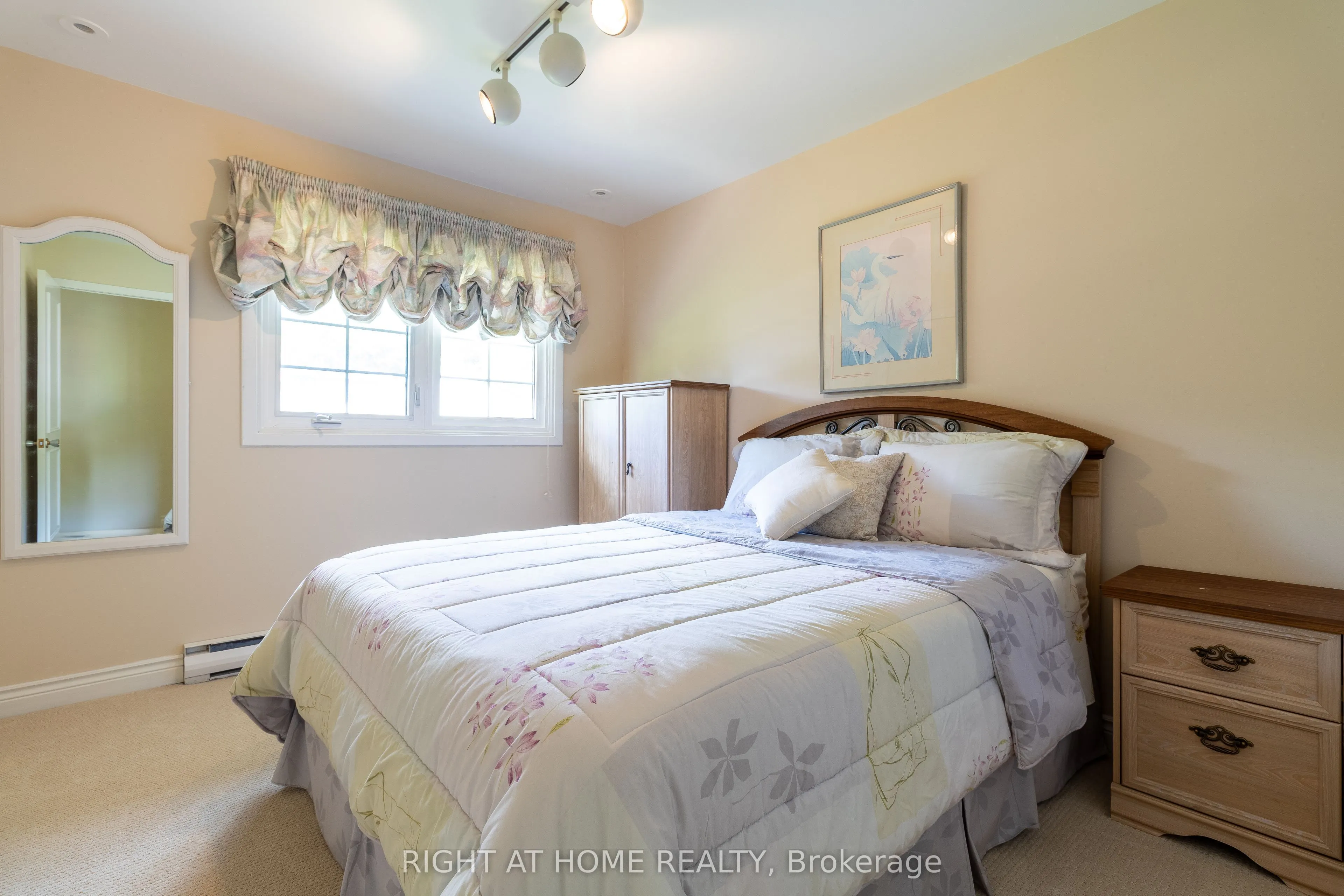 175 Bathgate Drive