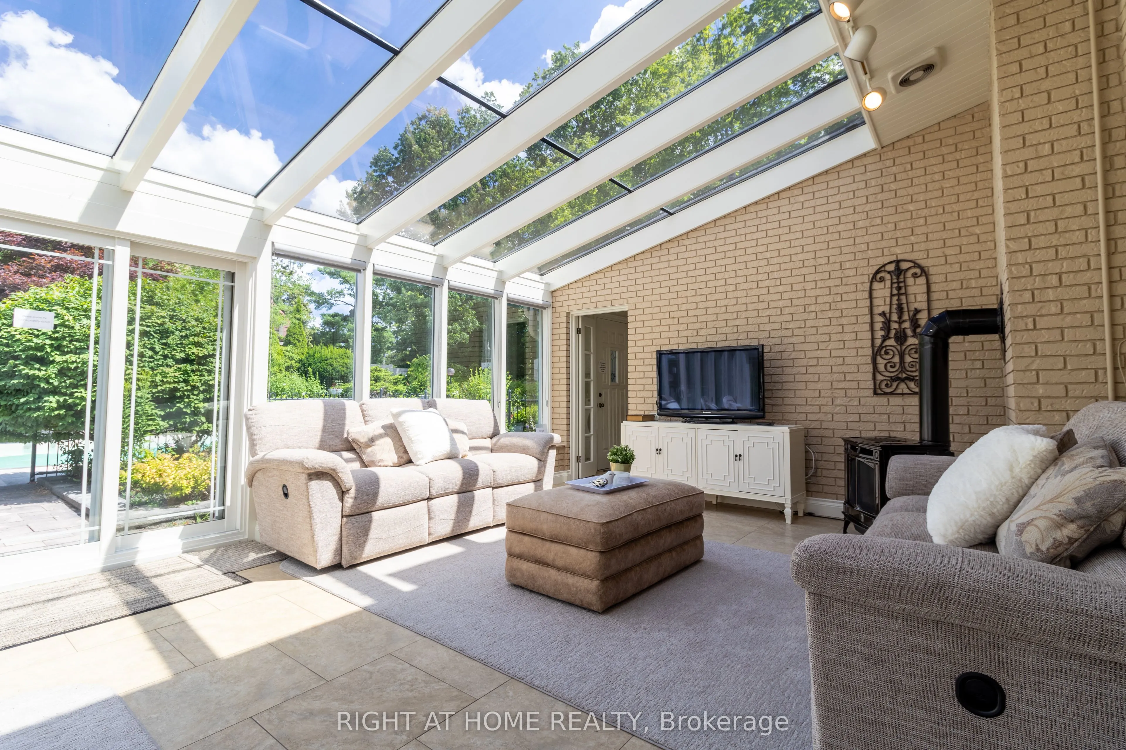 175 Bathgate Drive