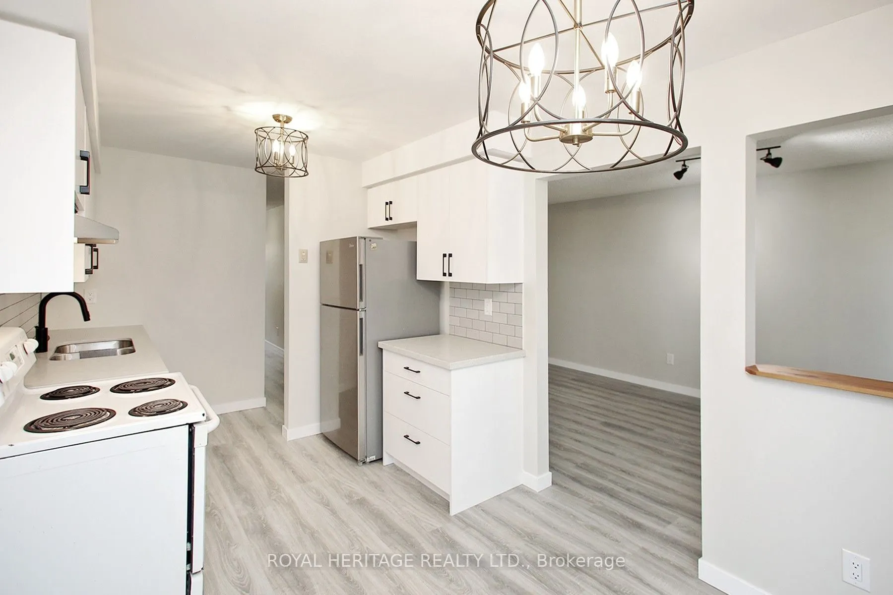 27 Parker Crescent, #15