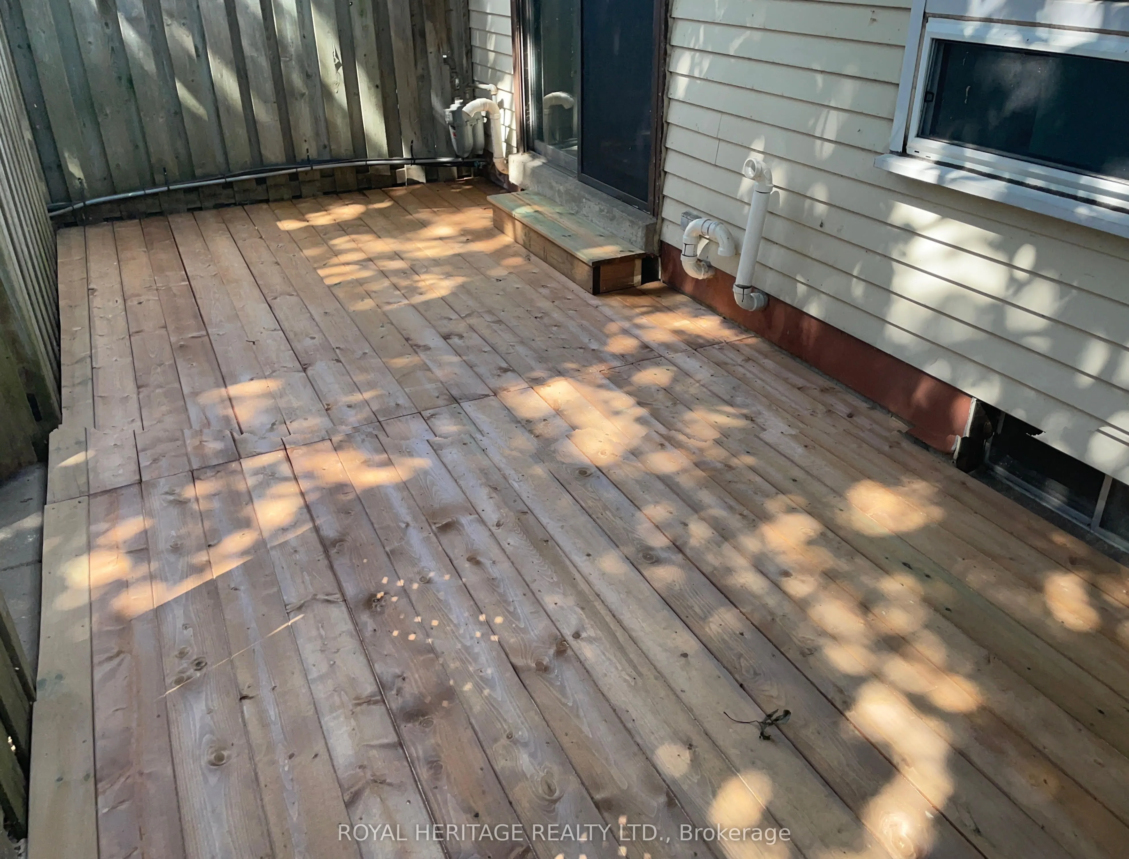 27 Parker Crescent, #15