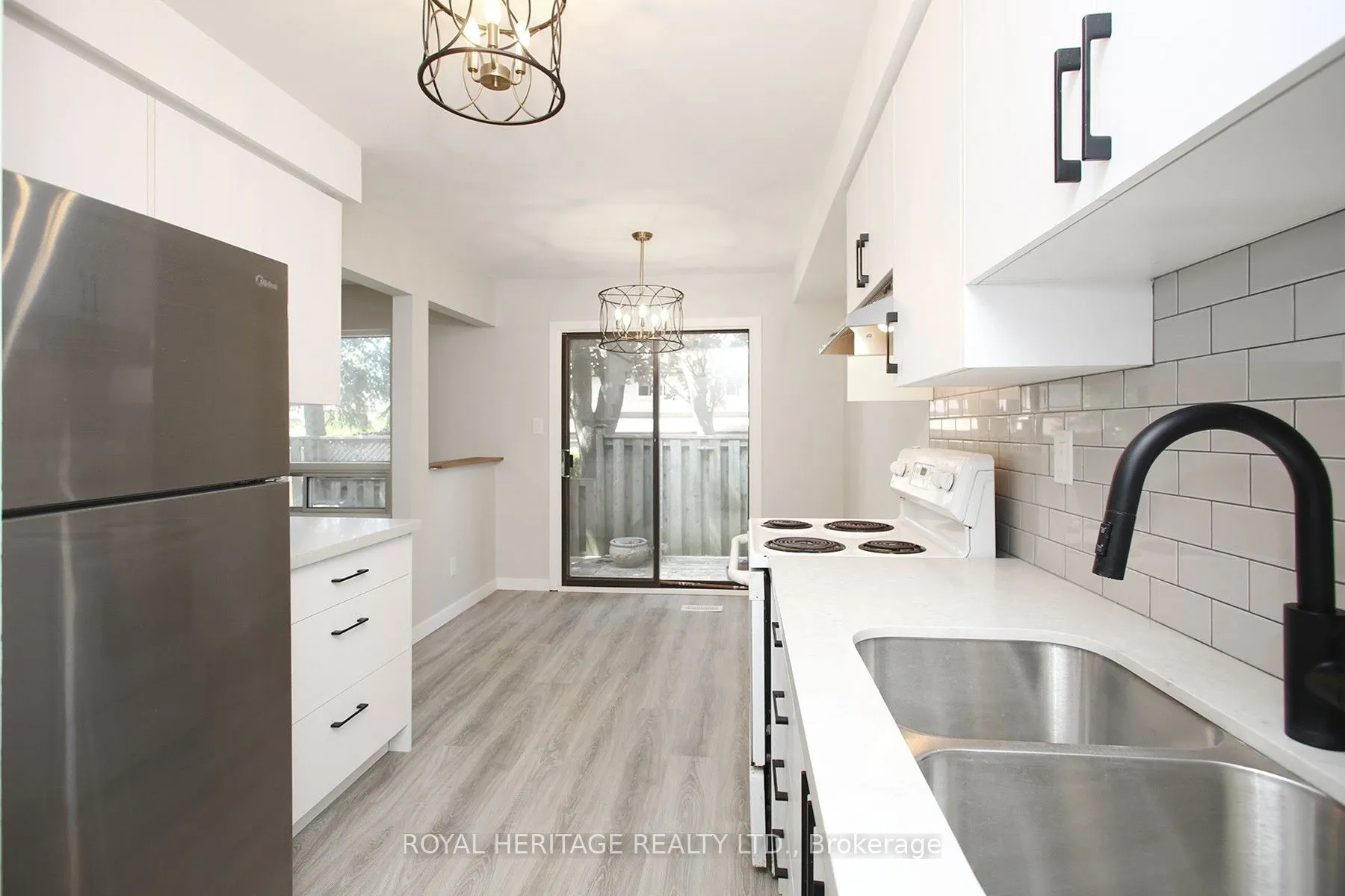 27 Parker Crescent, #15