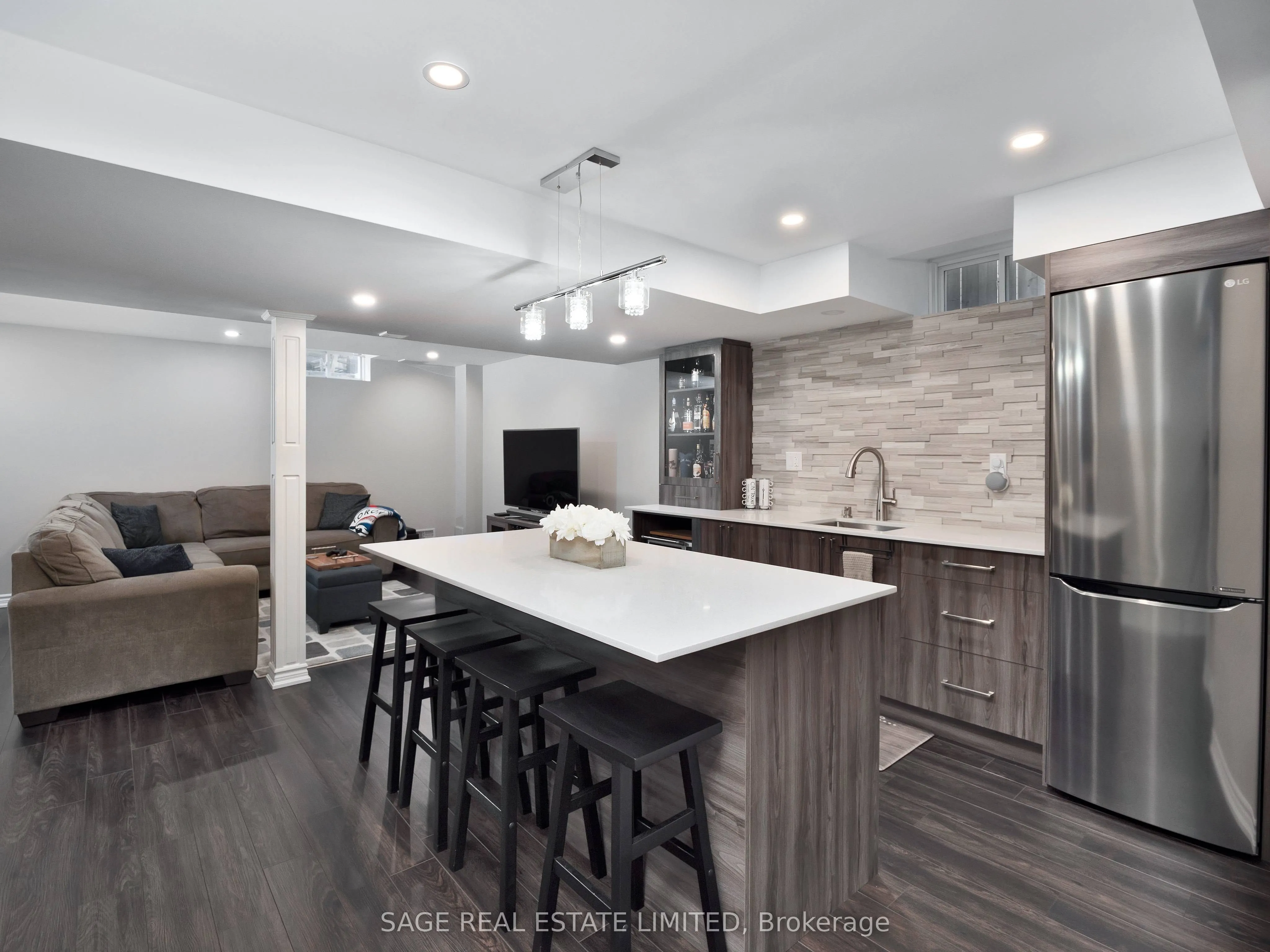 1290 Old Orchard Avenue, #4