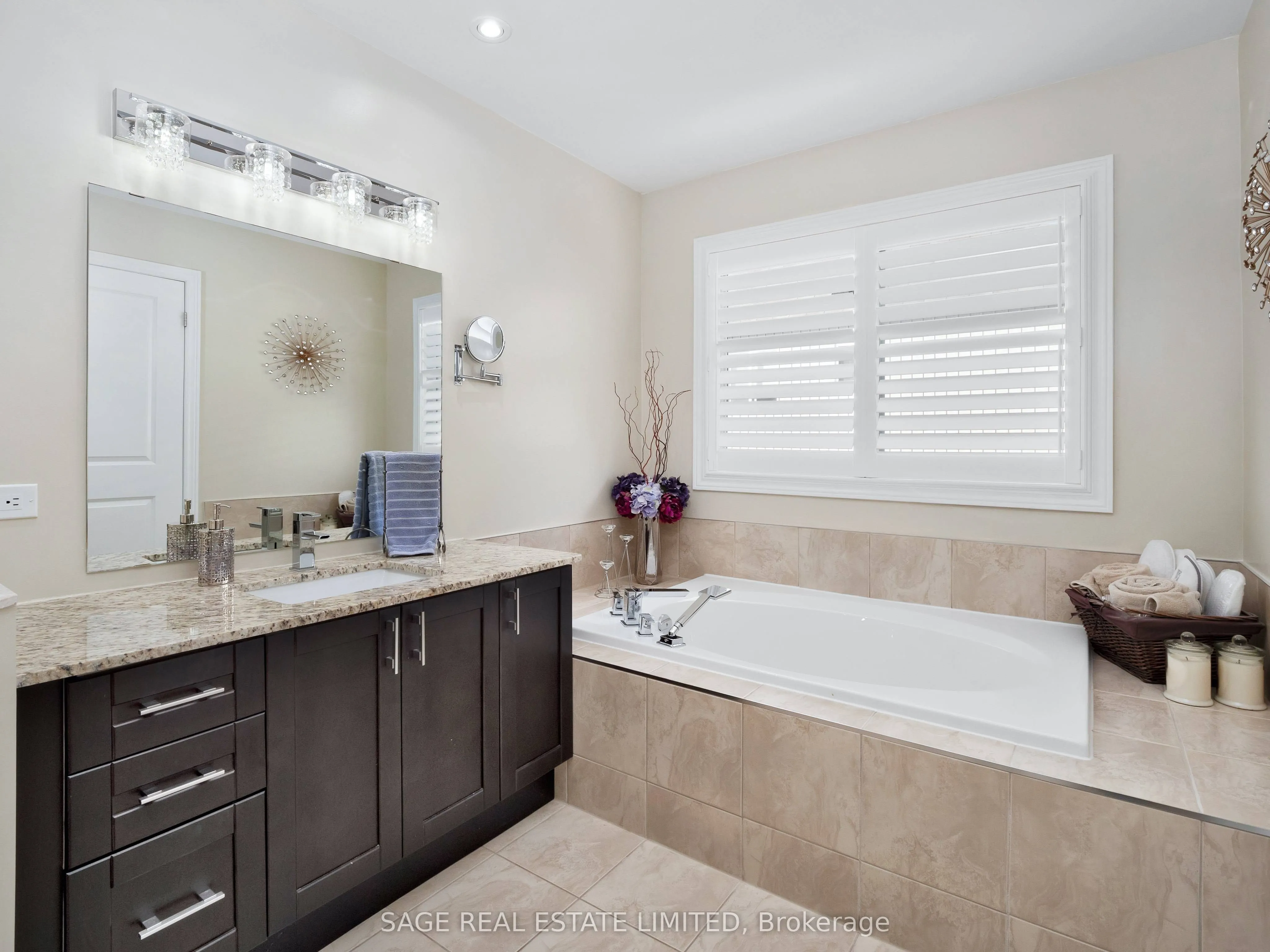 1290 Old Orchard Avenue, #4