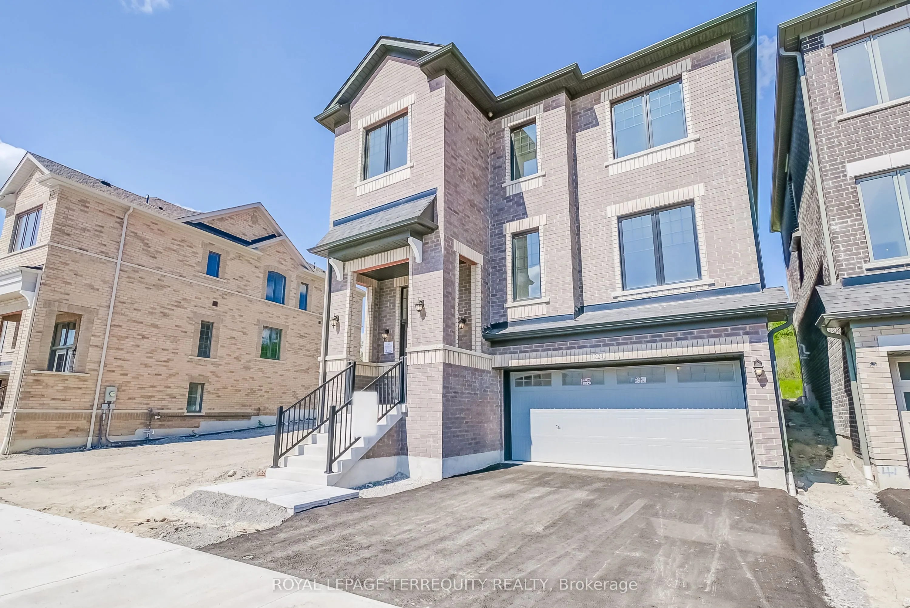 1224 Talisman Manor