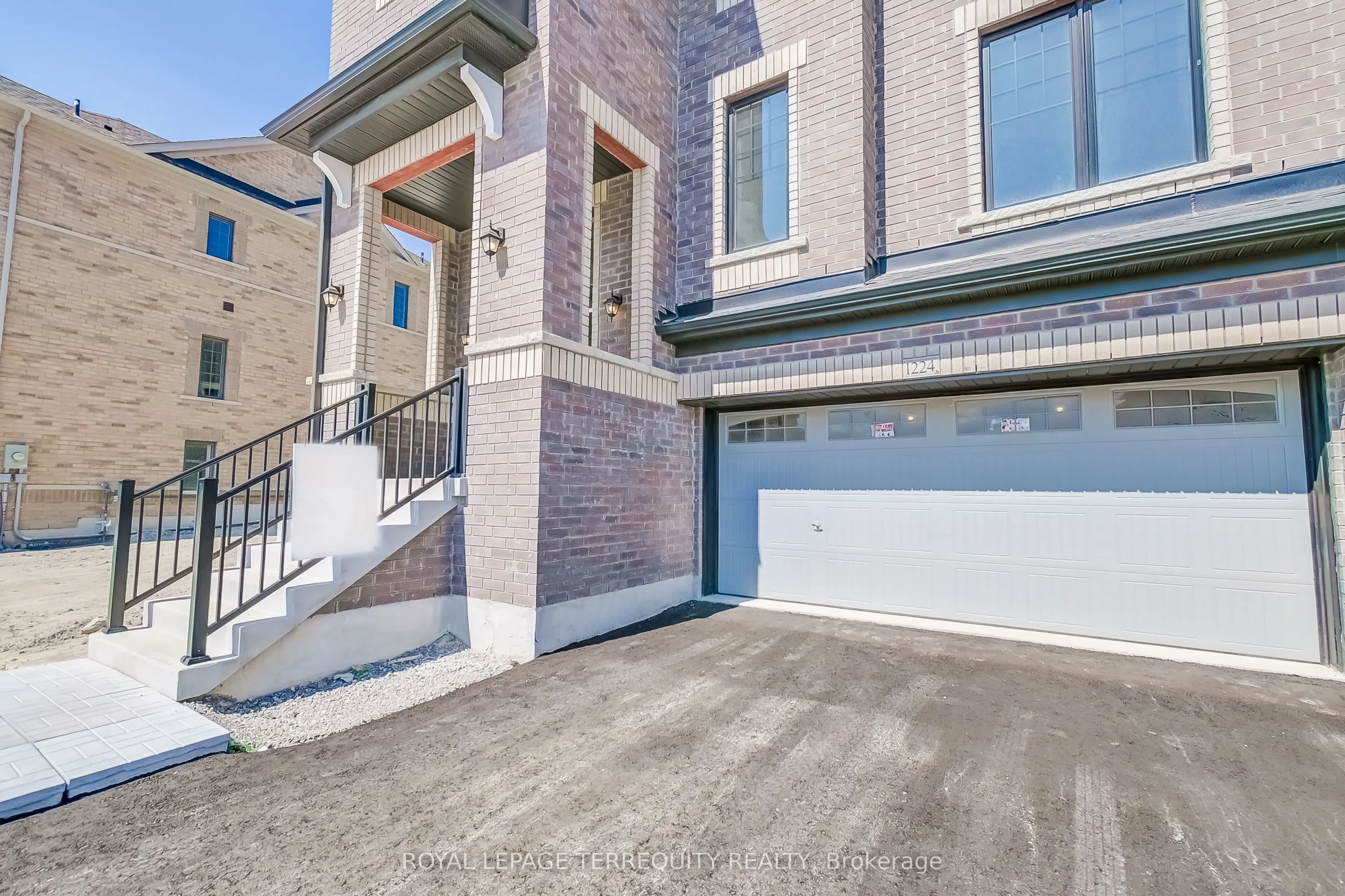 1224 Talisman Manor
