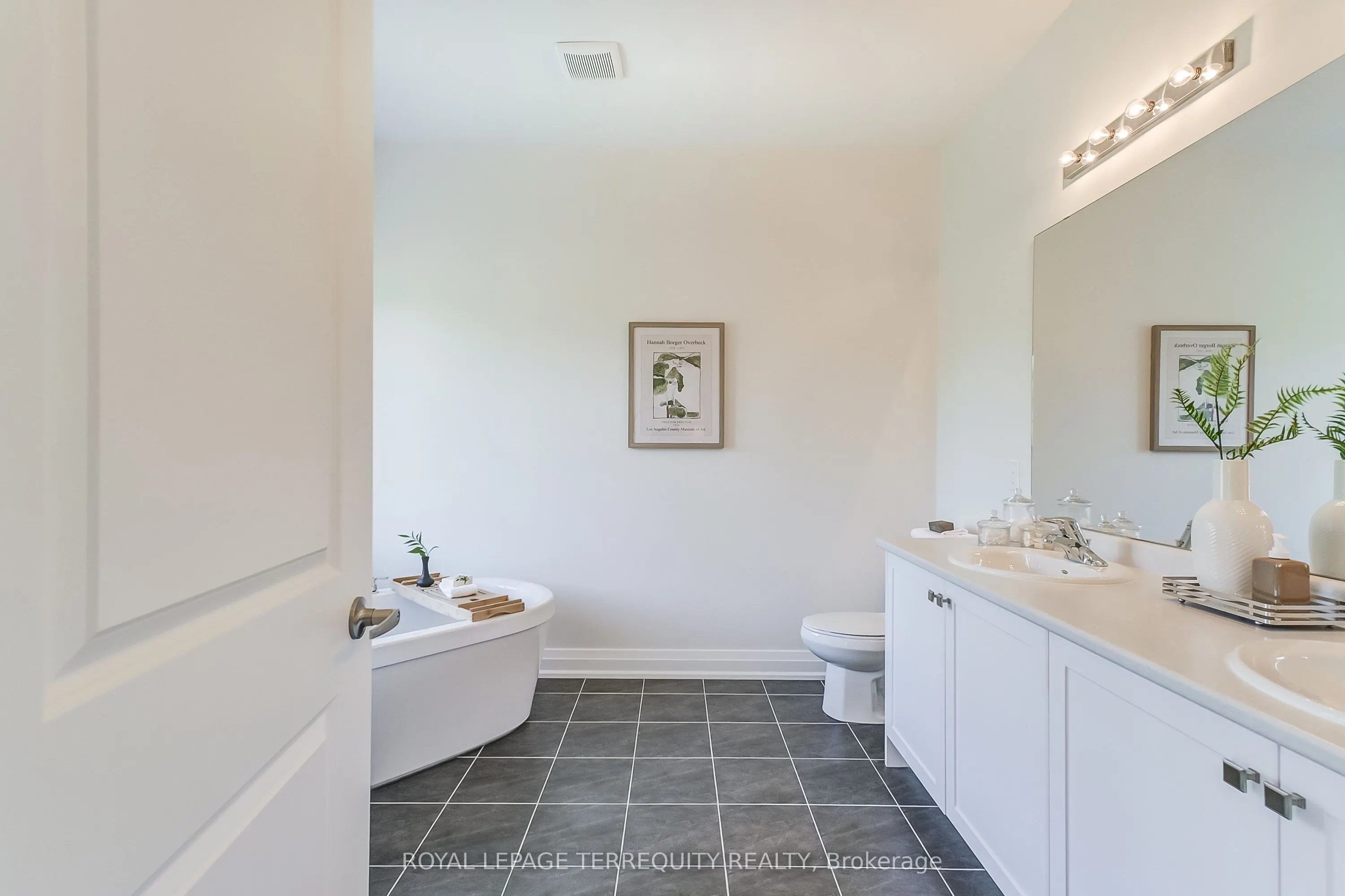 1224 Talisman Manor