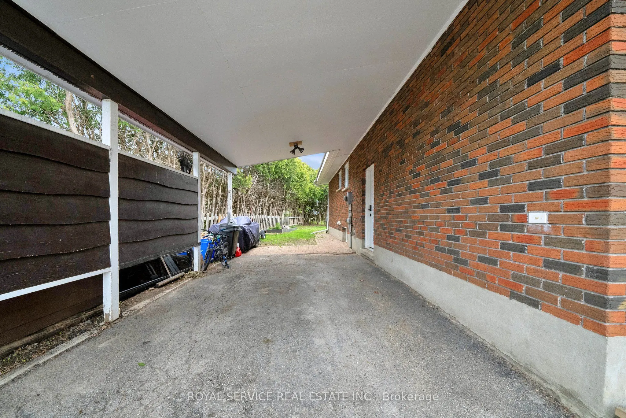 59 Church Street S
