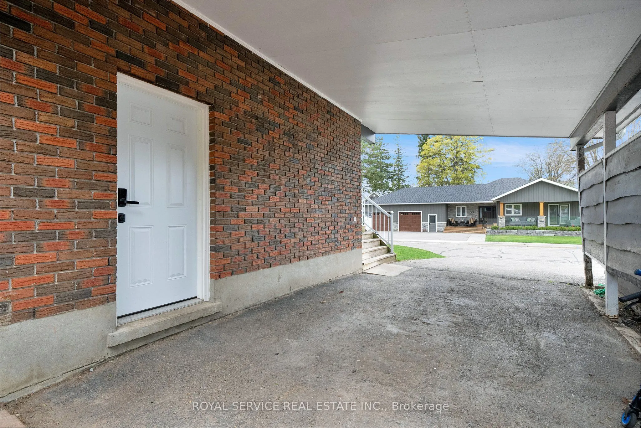 59 Church Street S