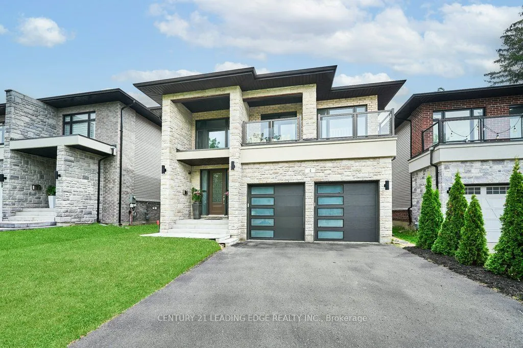 4 Mann Street