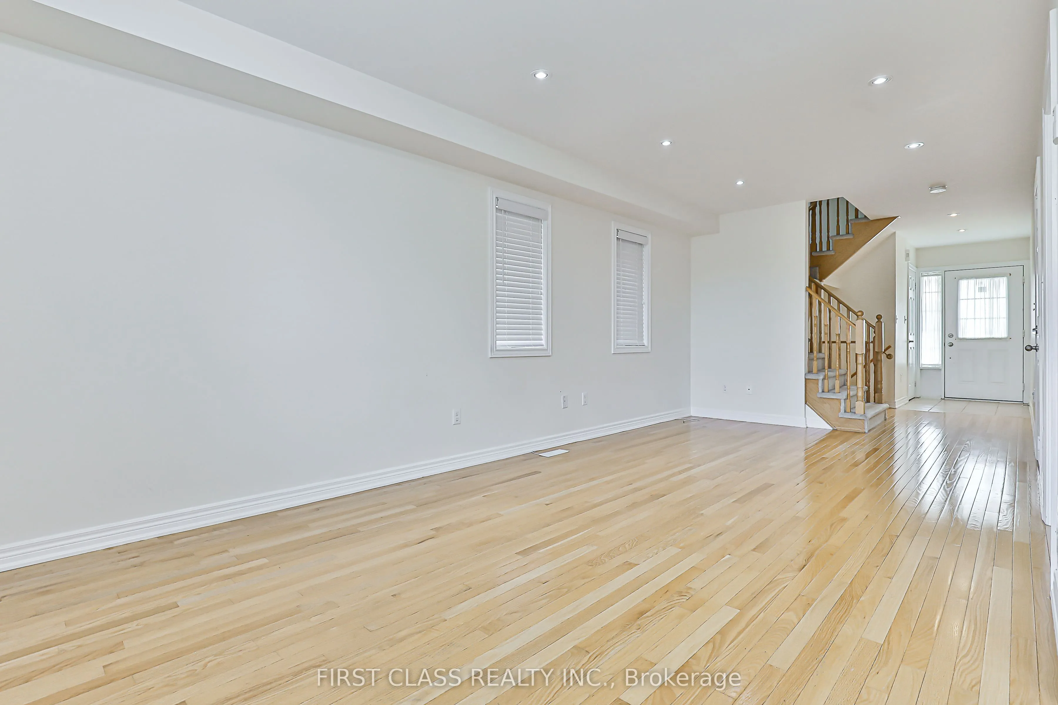 35 Kirkland Place
