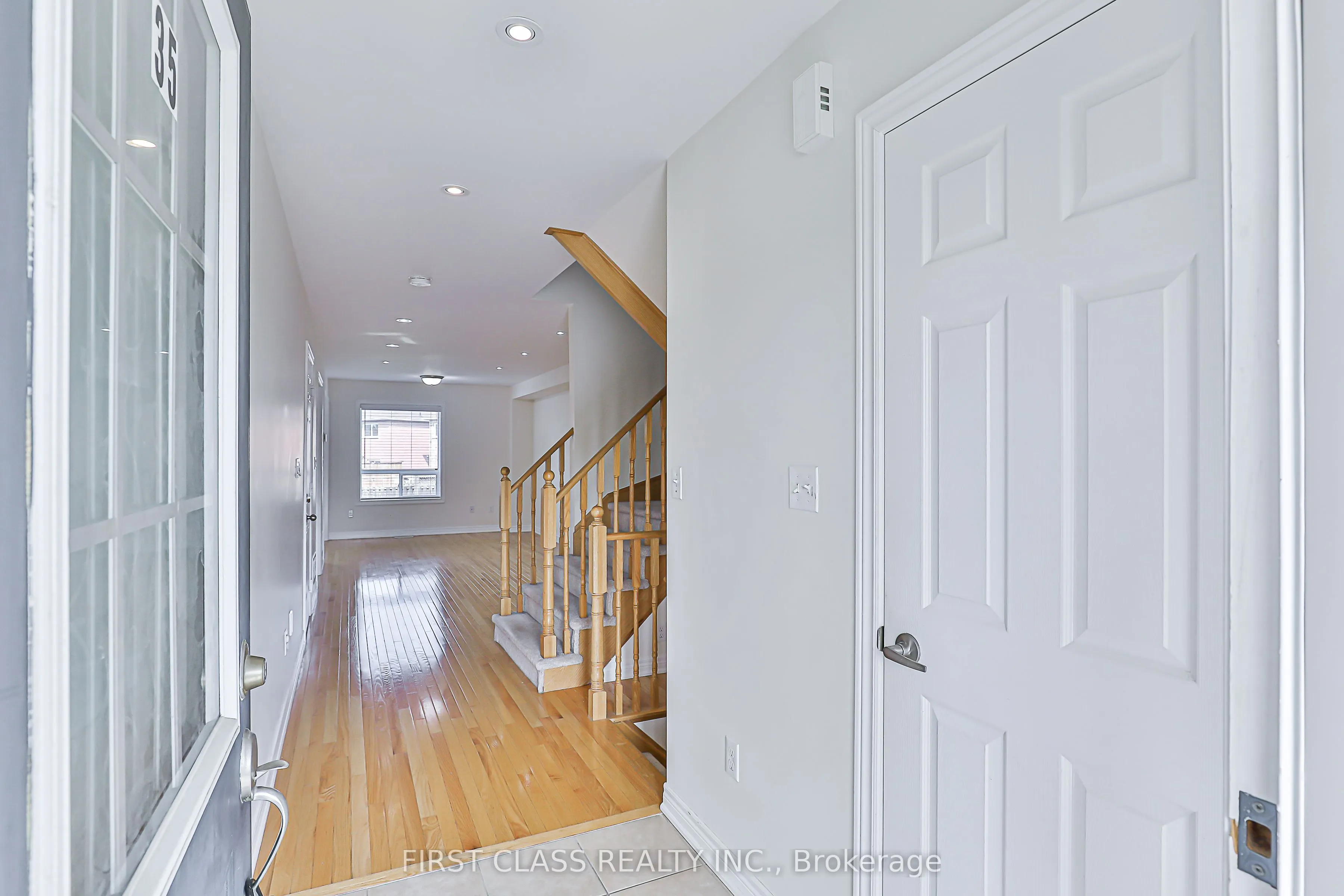 35 Kirkland Place
