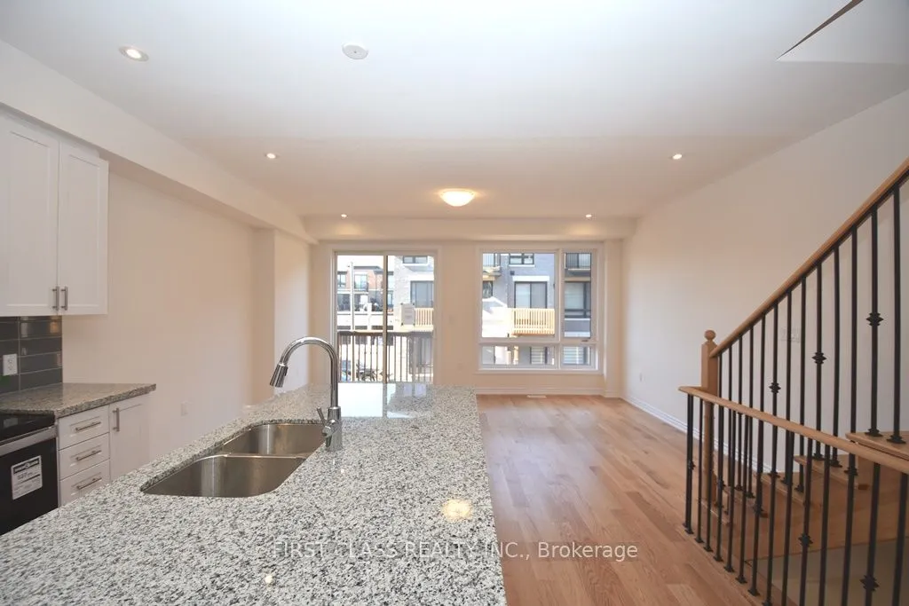 44 Lake Trail Way