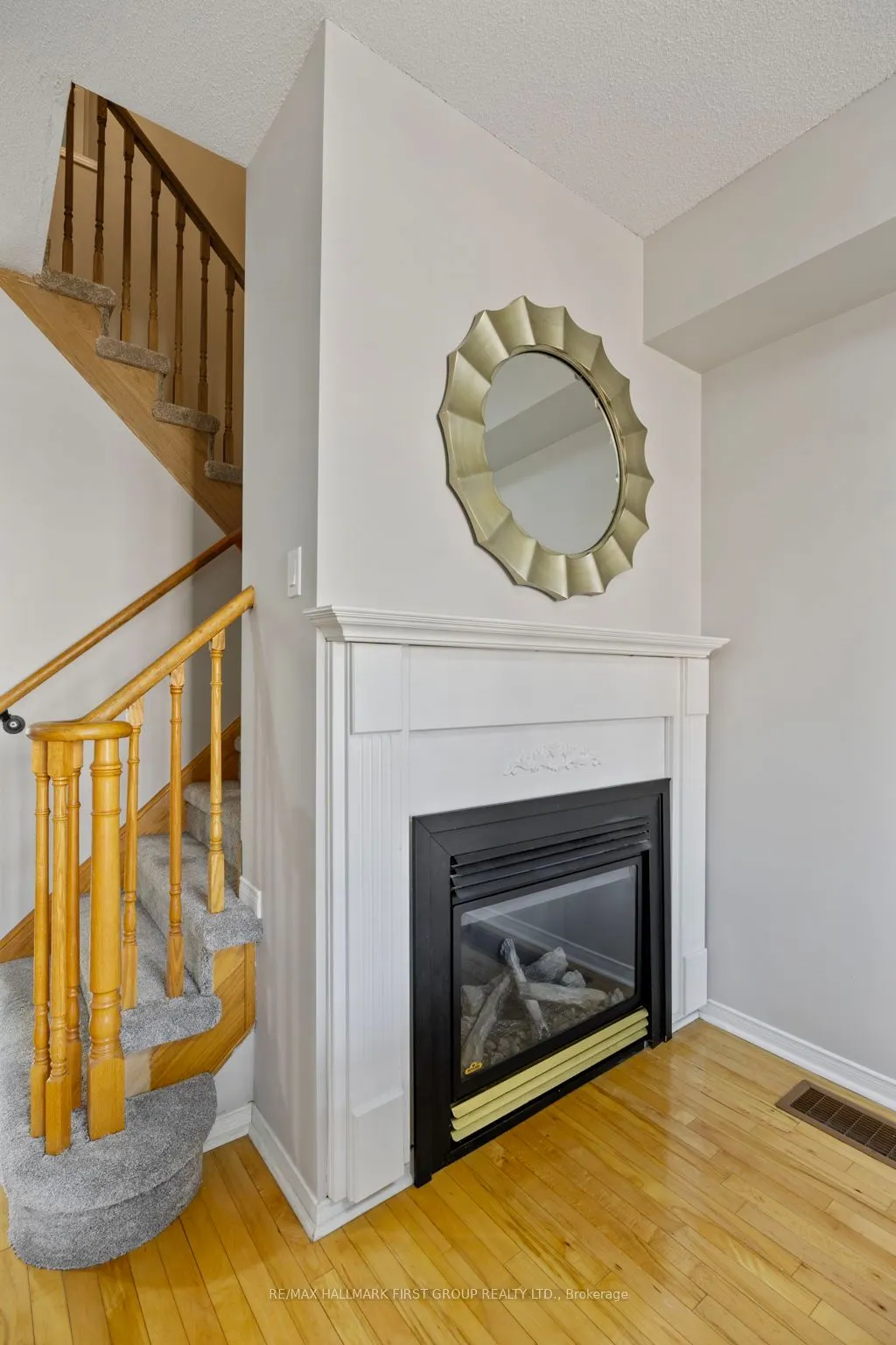 35 Salt Drive