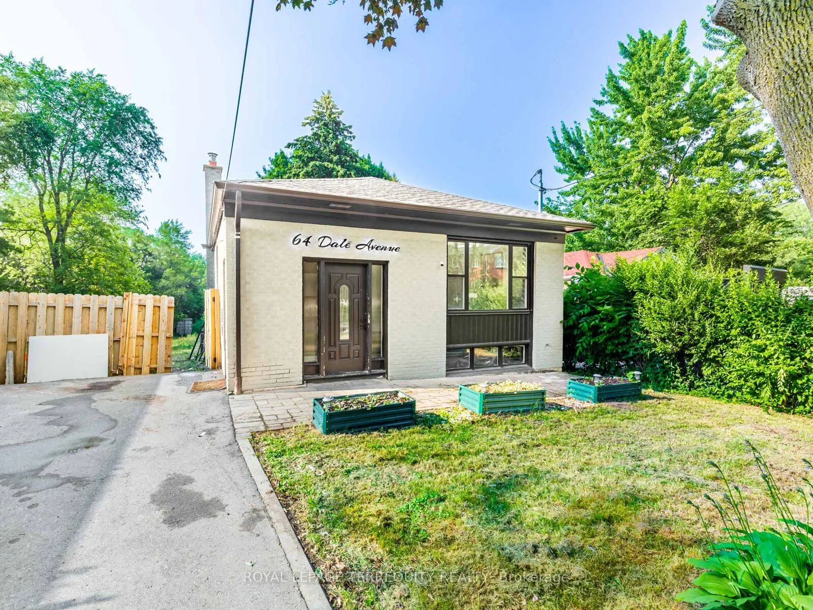 64 Dale Avenue