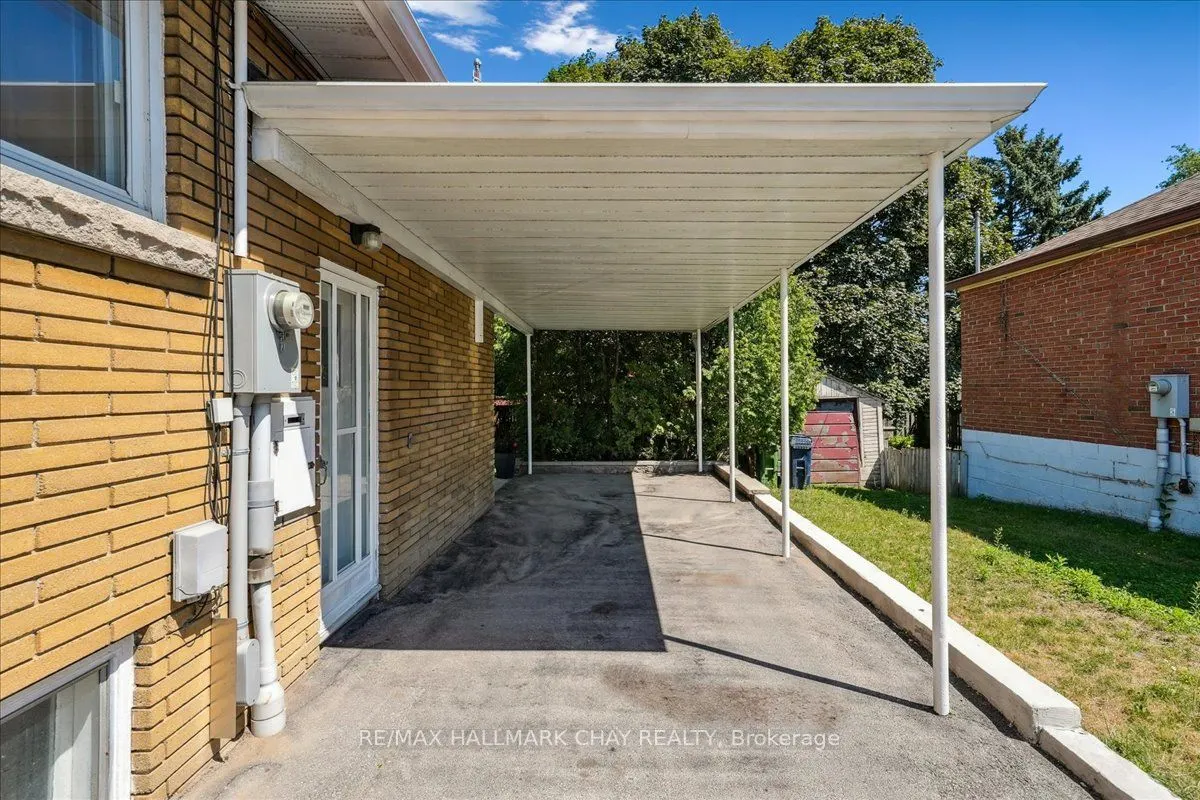 93 Clonmore Drive