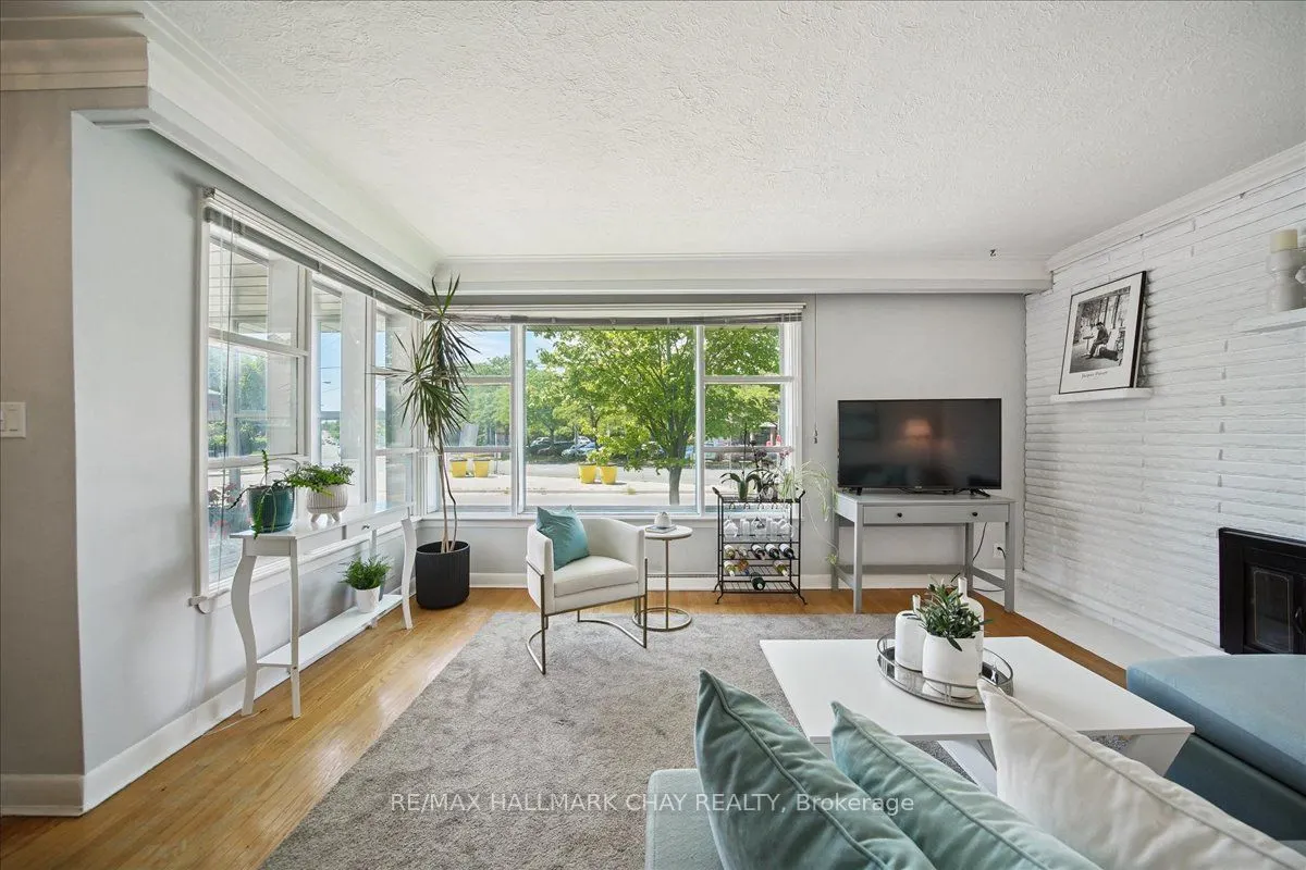 93 Clonmore Drive