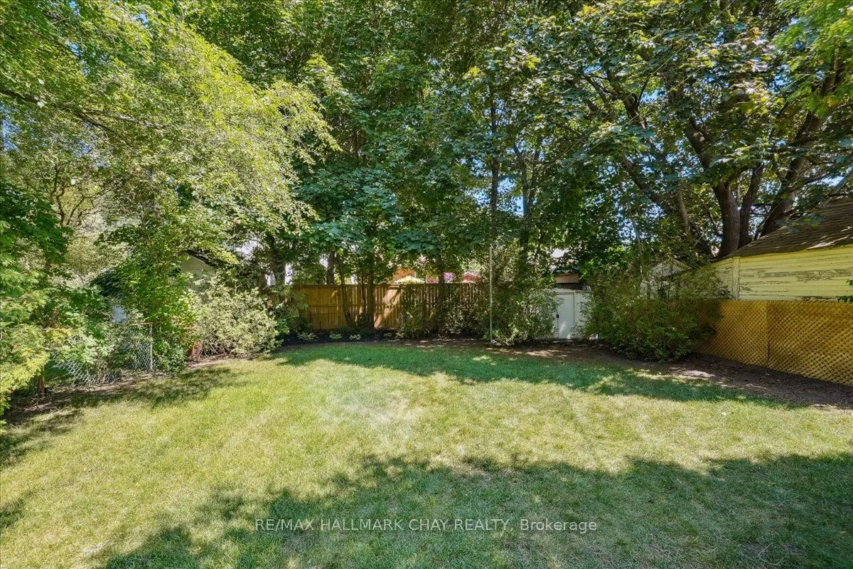 93 Clonmore Drive