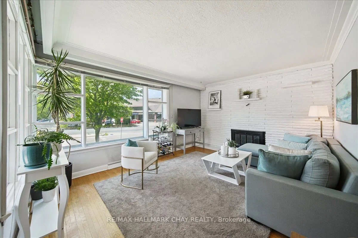 93 Clonmore Drive