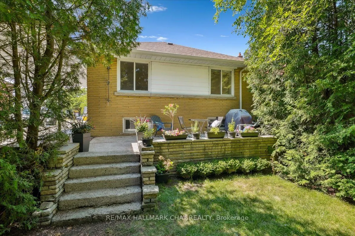 93 Clonmore Drive