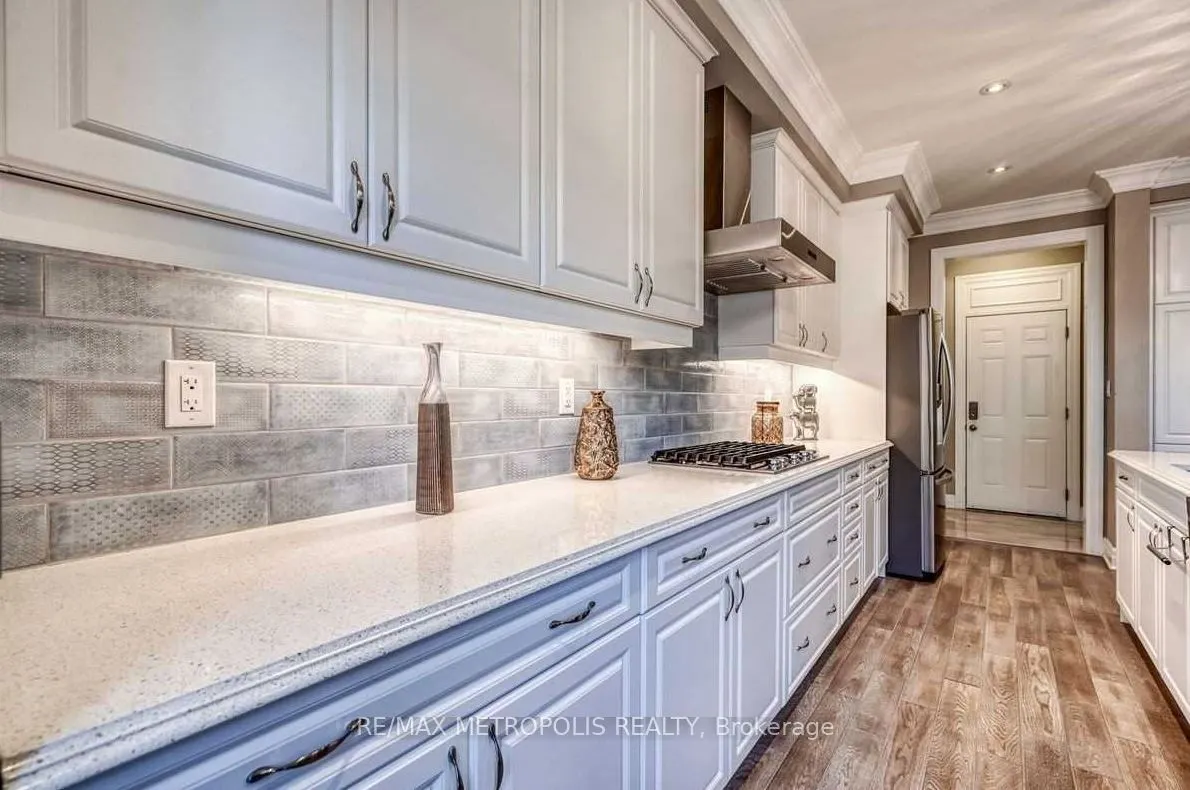 66 Westfield Drive, #Upper