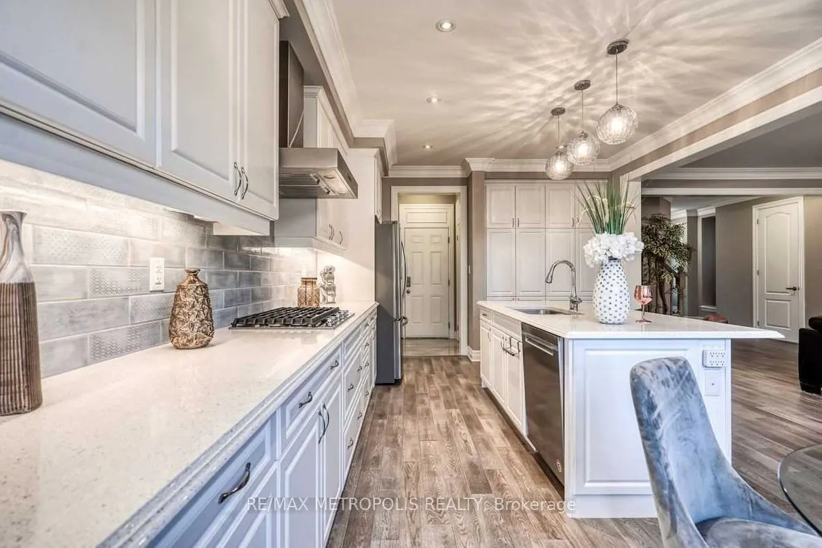 66 Westfield Drive, #Upper