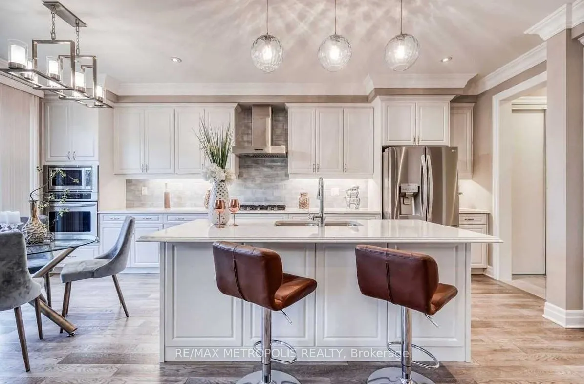 66 Westfield Drive, #Upper