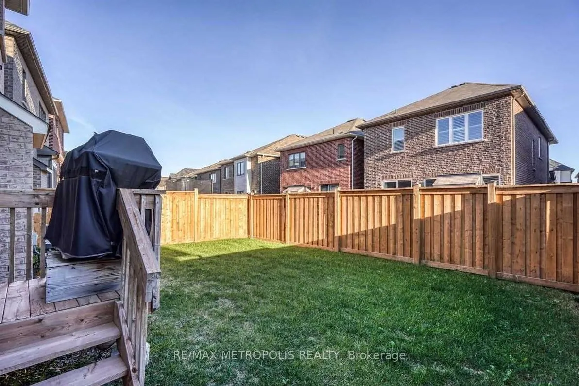 66 Westfield Drive, #Upper