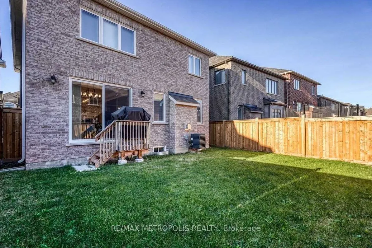66 Westfield Drive, #Upper