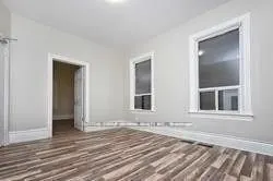 1932 Queen Street E, #Upper#1