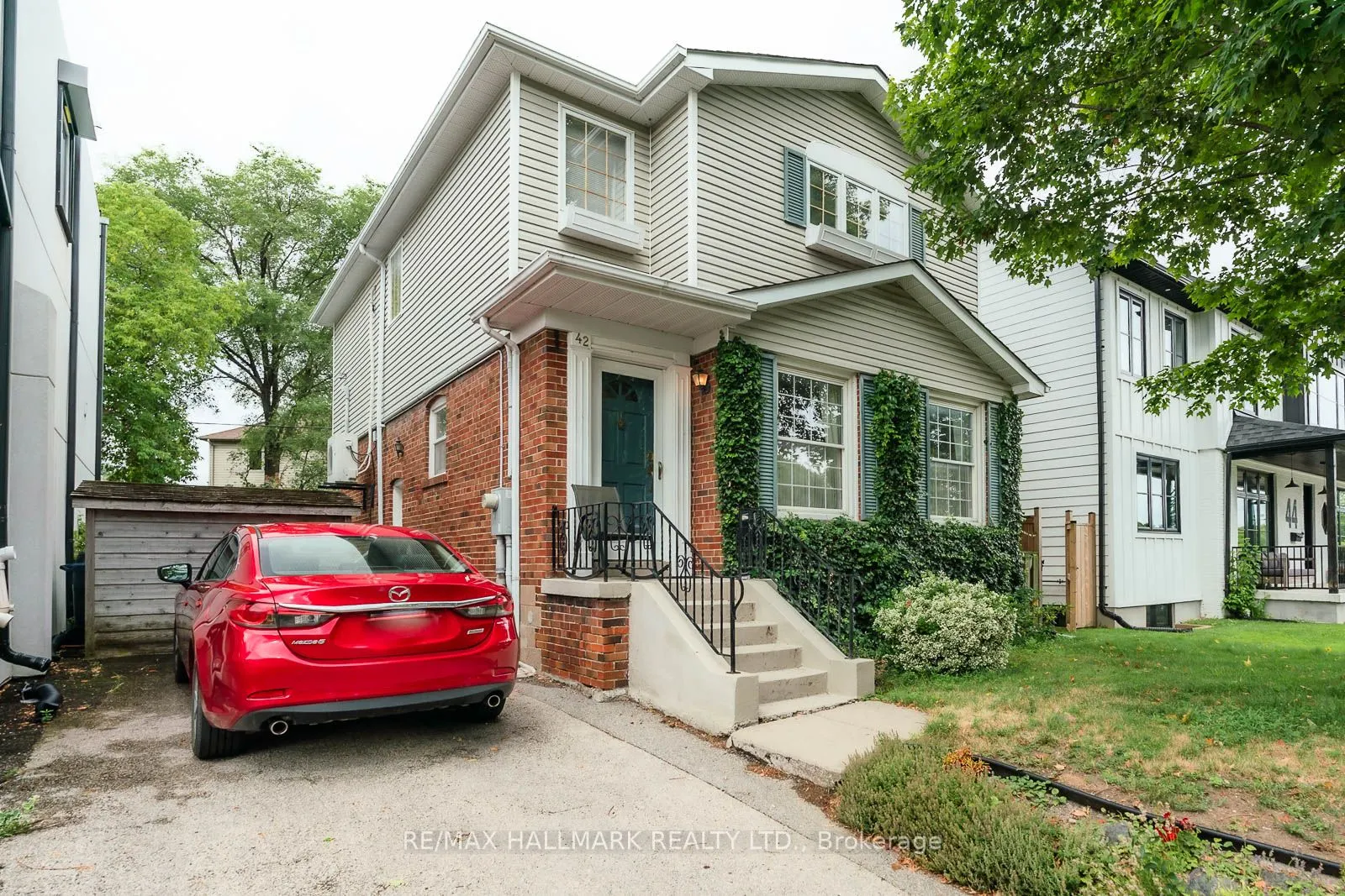 42 Hunt Club Drive