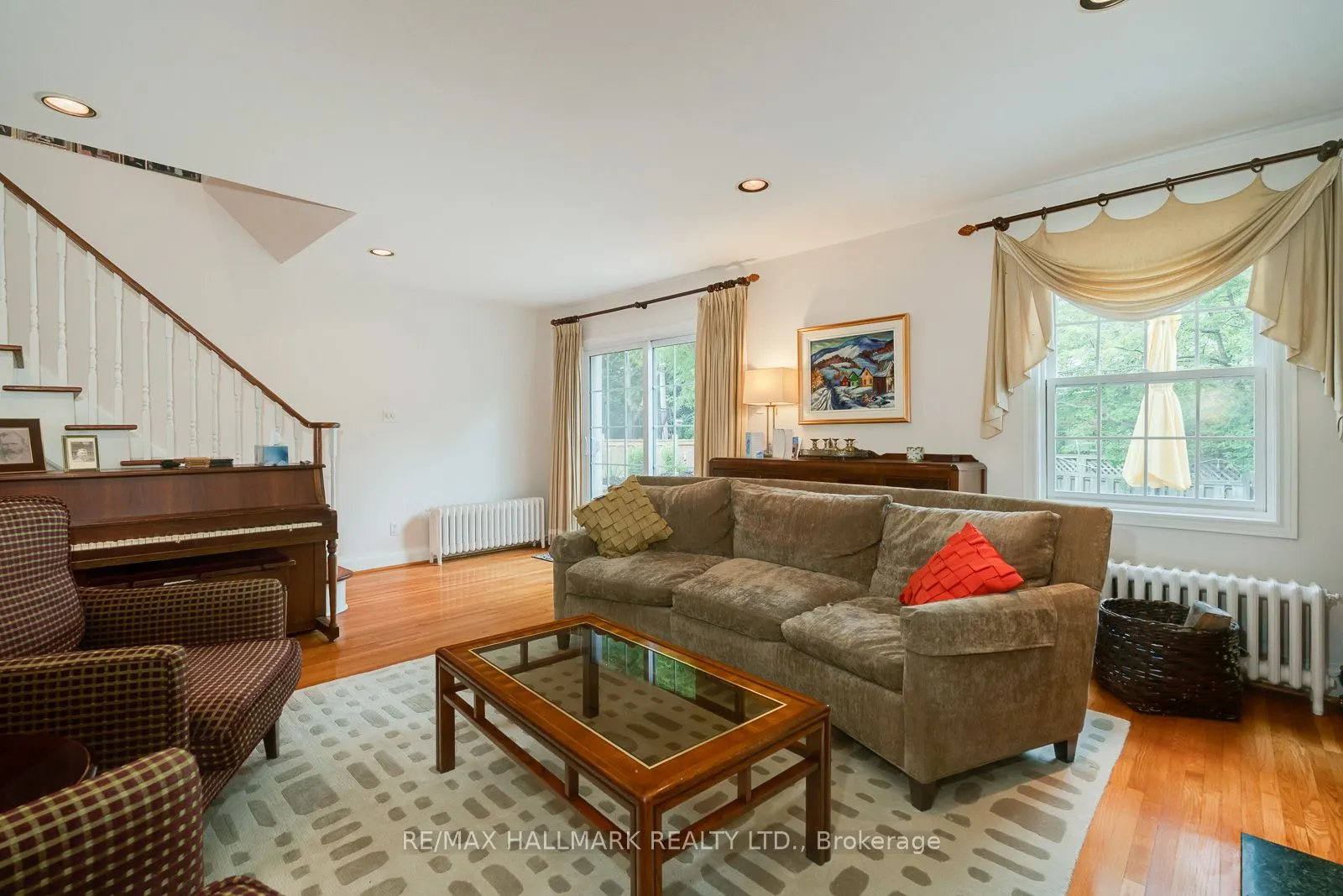 42 Hunt Club Drive
