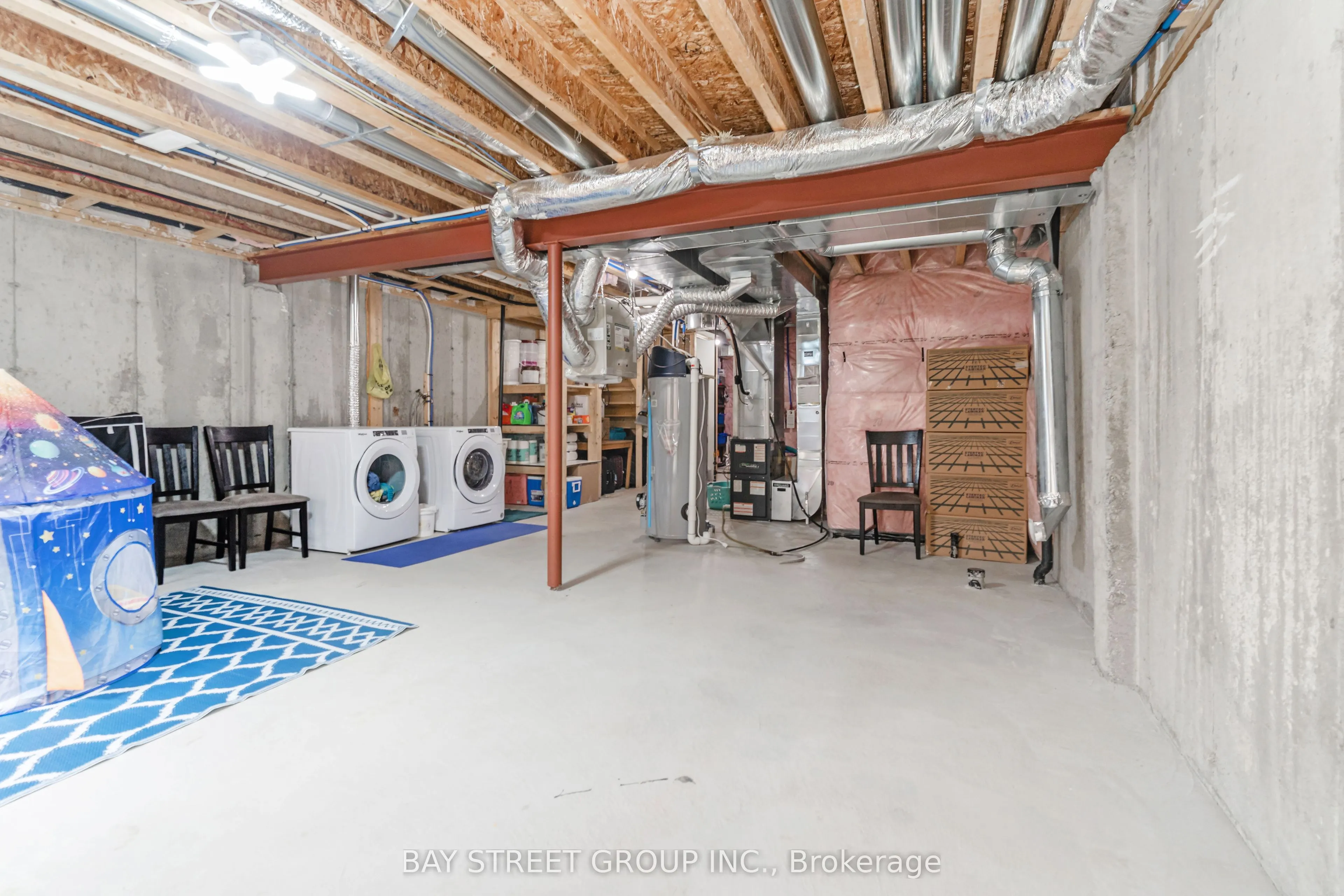 2487 Hibiscus Drive