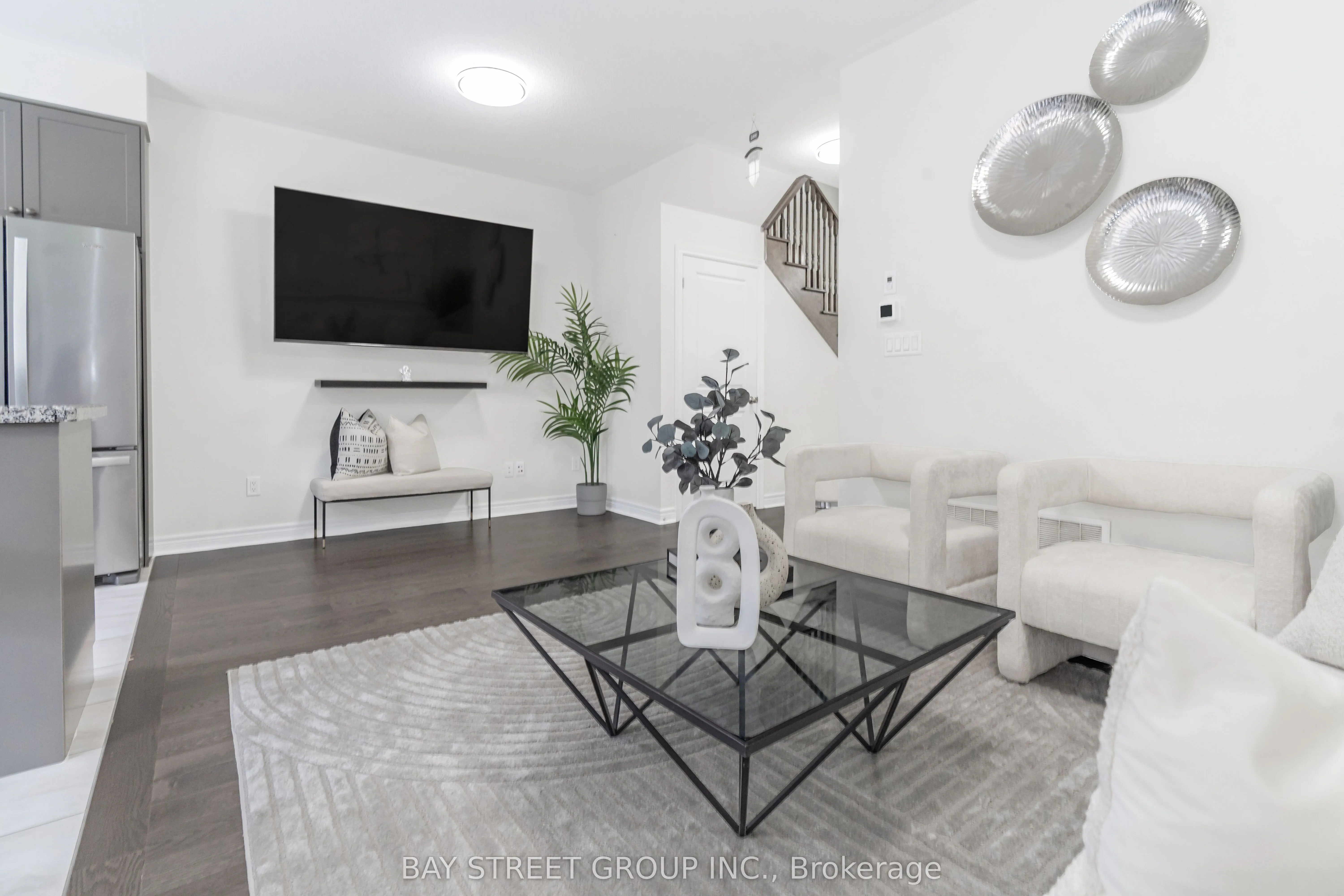 2487 Hibiscus Drive