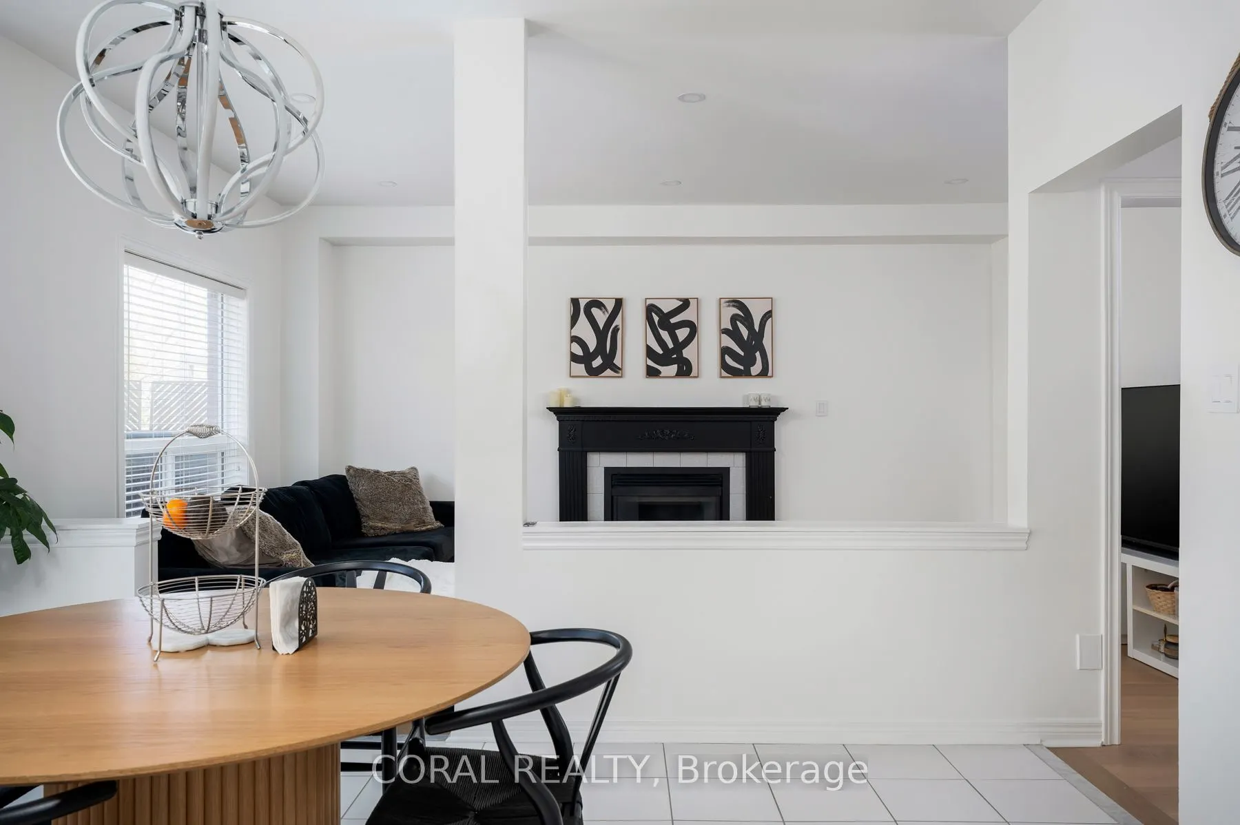 947 Wingarden Crescent