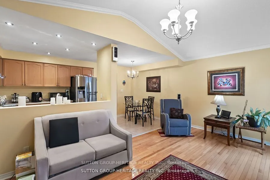 3 Angier Crescent