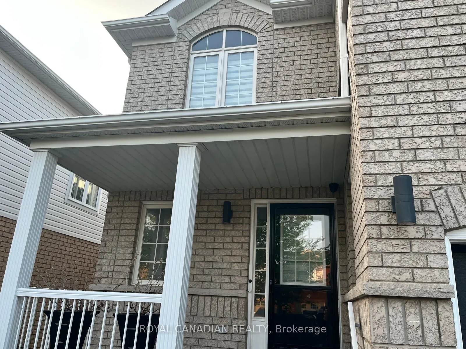 181 Bathgate Crescent E