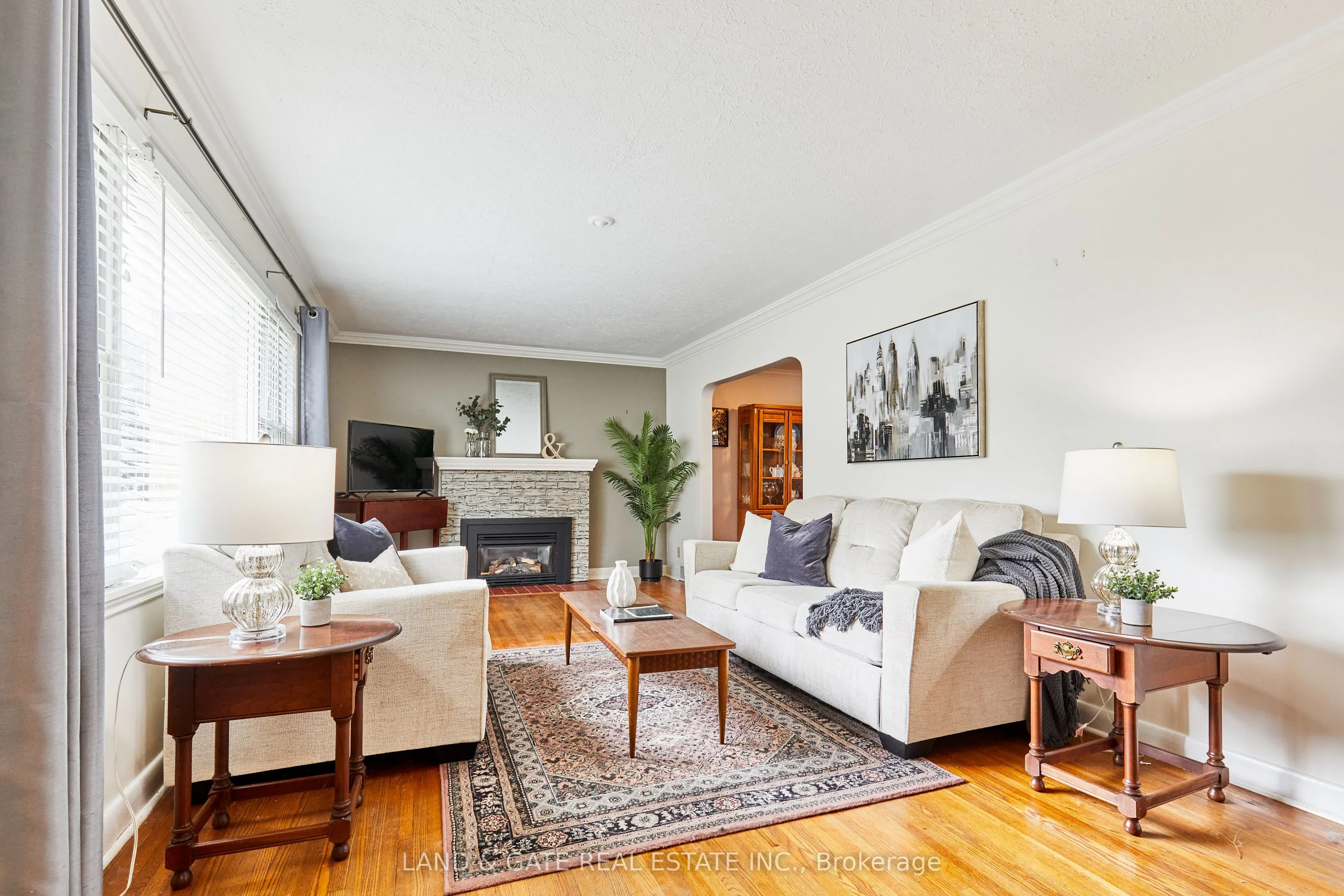 854 Regent Drive